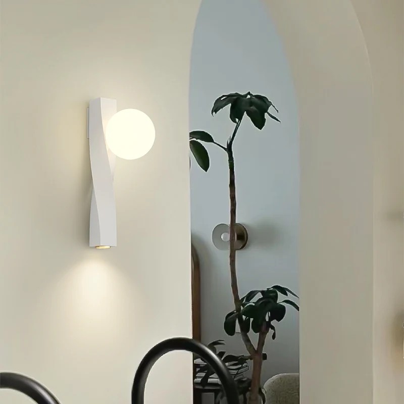 Nordic Twisted Geometric Globe Bar Wall Light K181