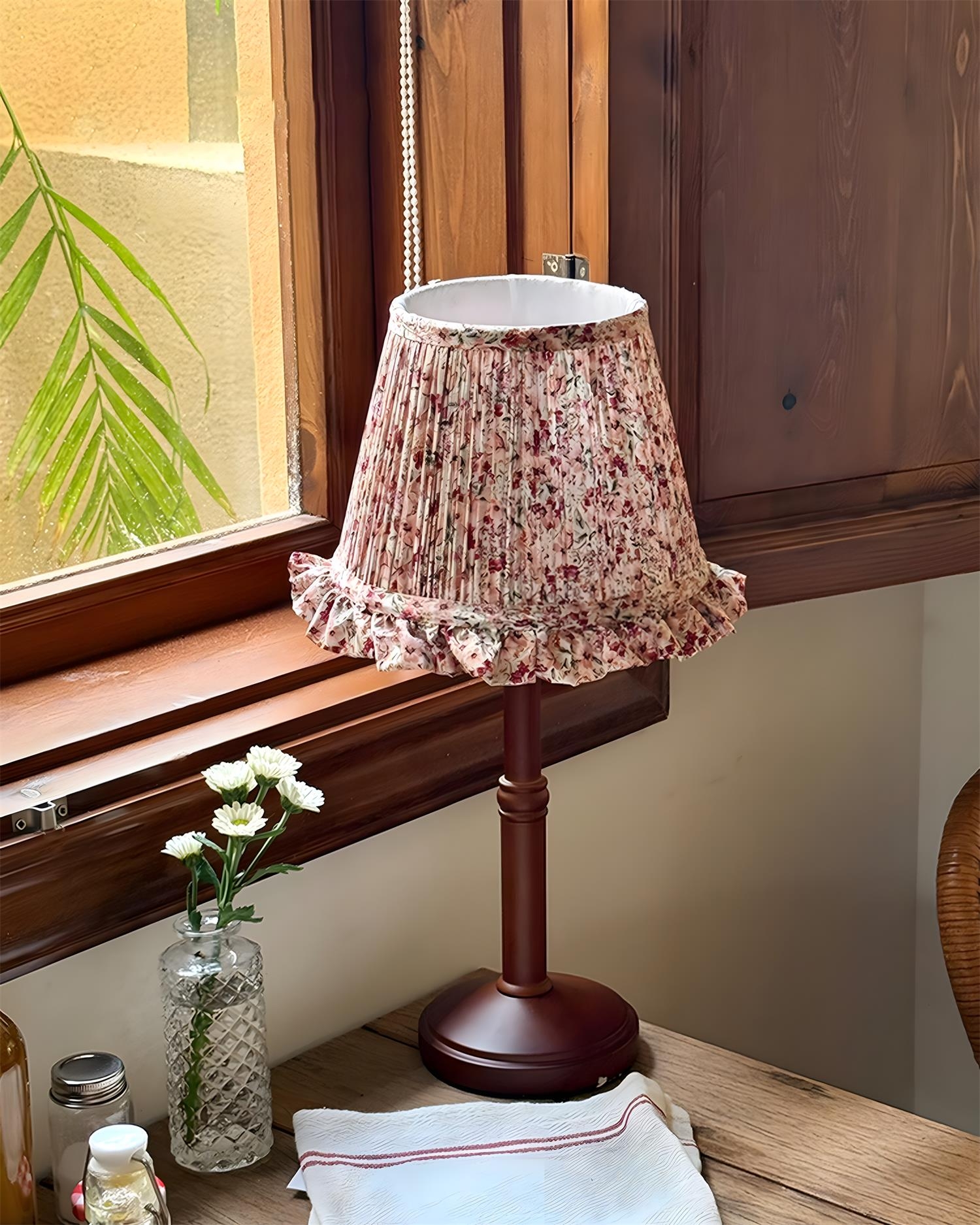 Briarfield Table Lamp D335