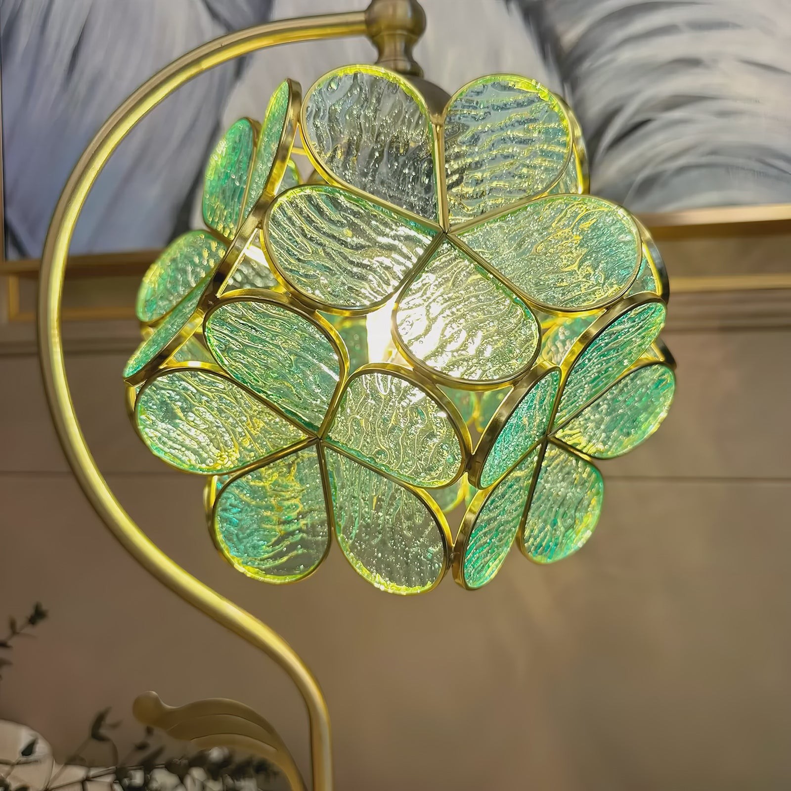 Petal Eye-Care Glass Table Lamp K246