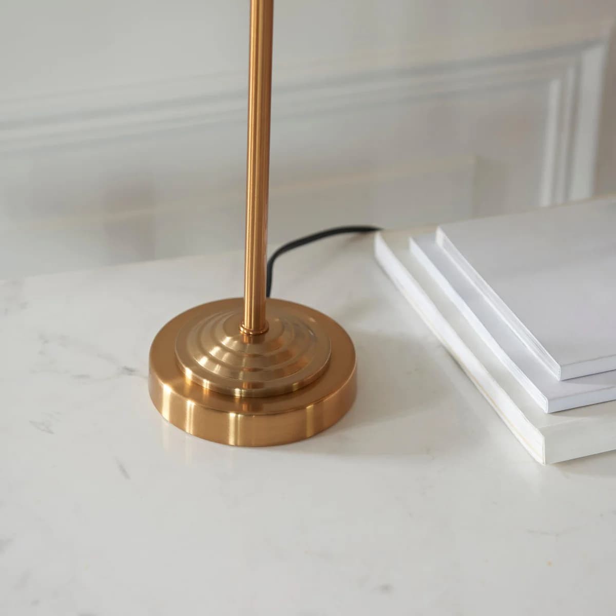 Tela 1‑Light and 3‑Light Table Lamp - Modern Linen & Metal for Living Room K1814