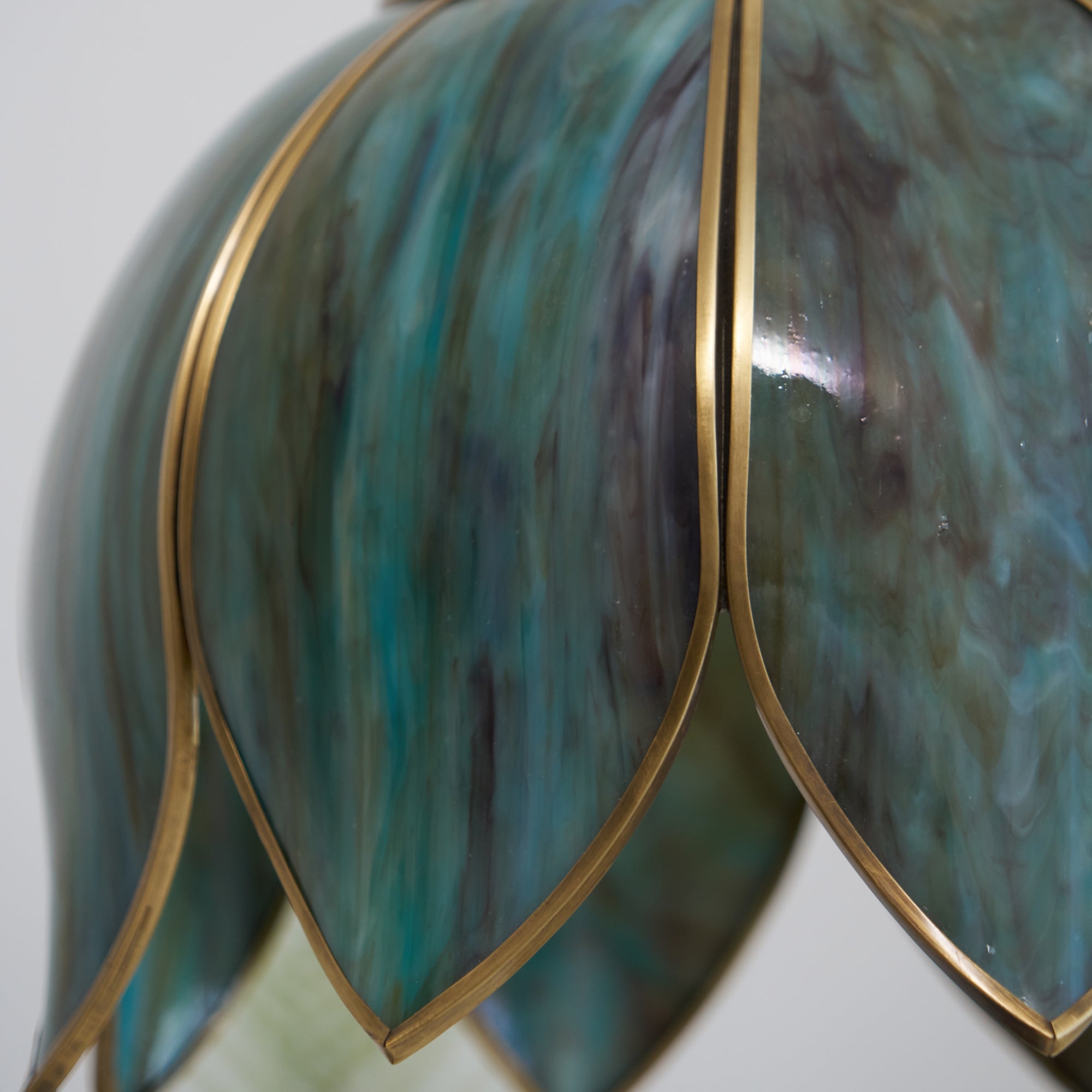 Retro Lotus Pendant Lamp D582