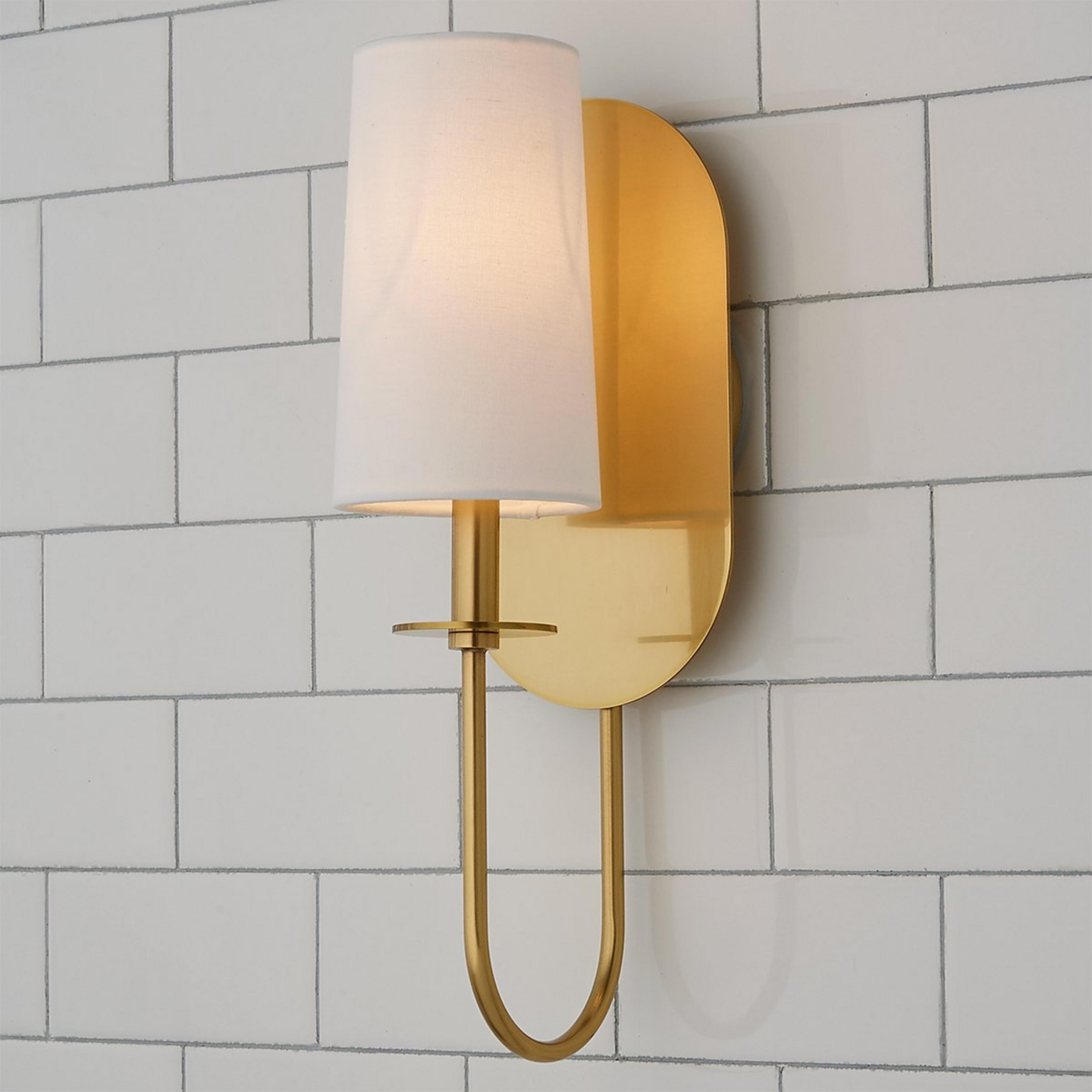 Lara Wall Lamp D599