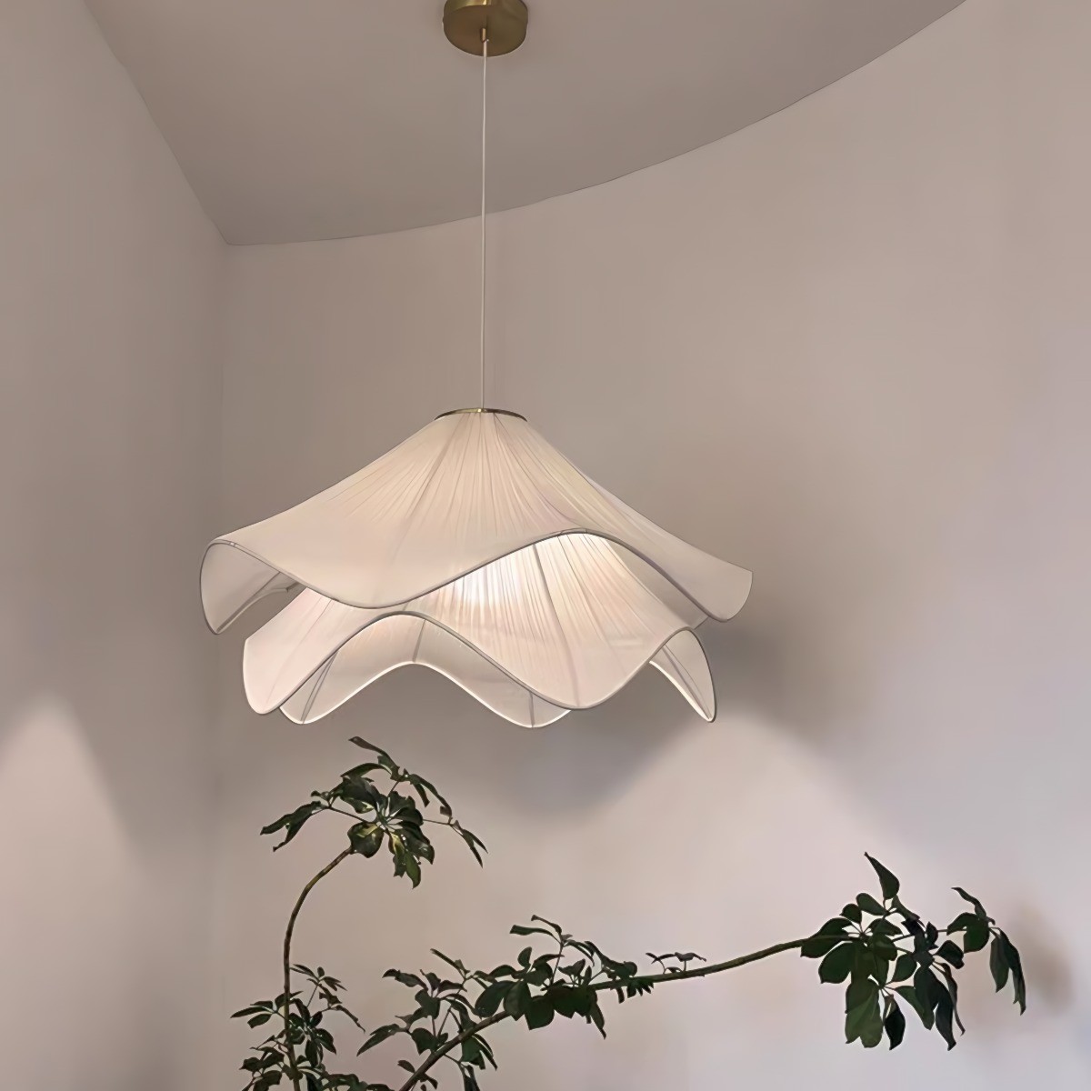 Nordic Lia Pendant Light with Shade