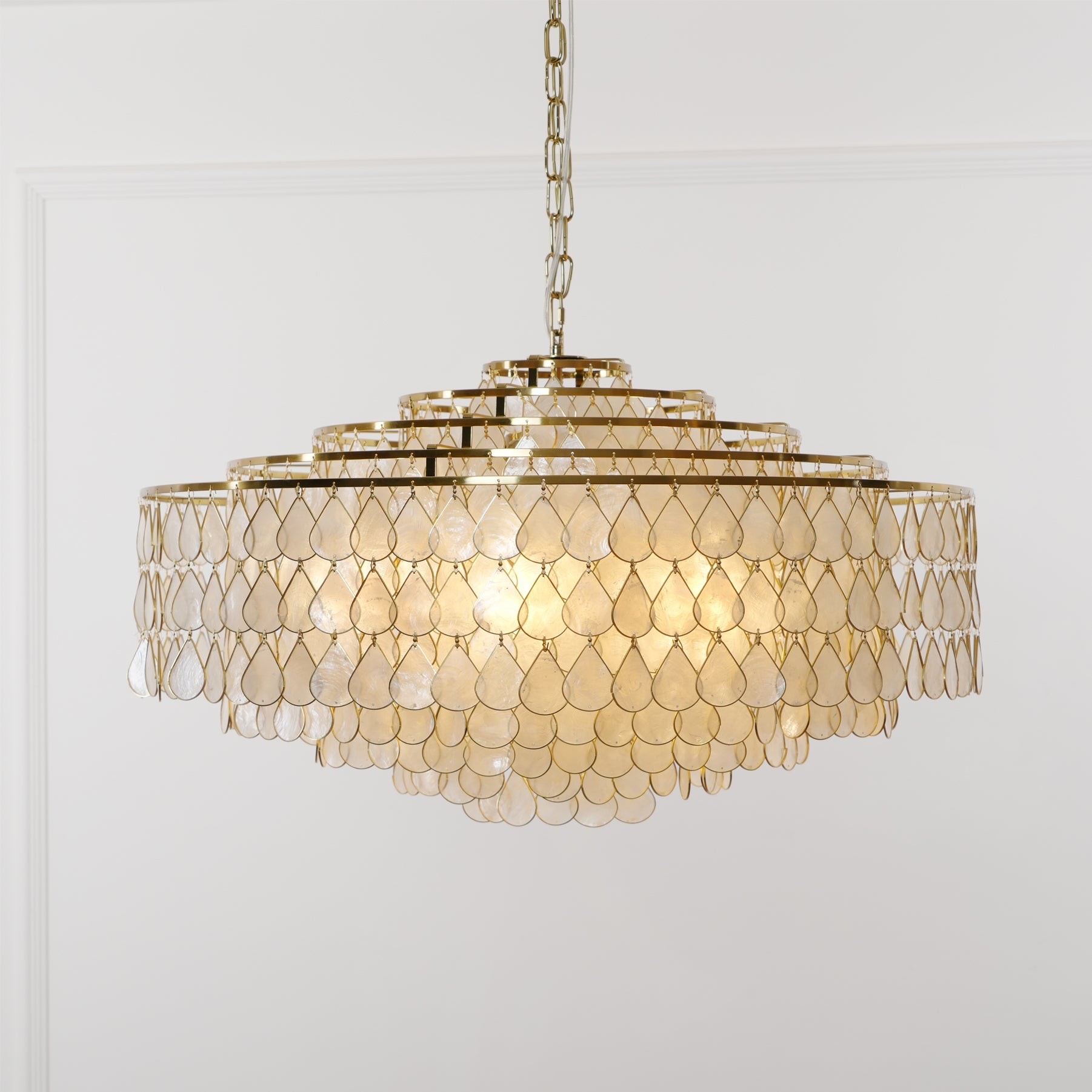 Vivant Shell Pendant Lamp K1094