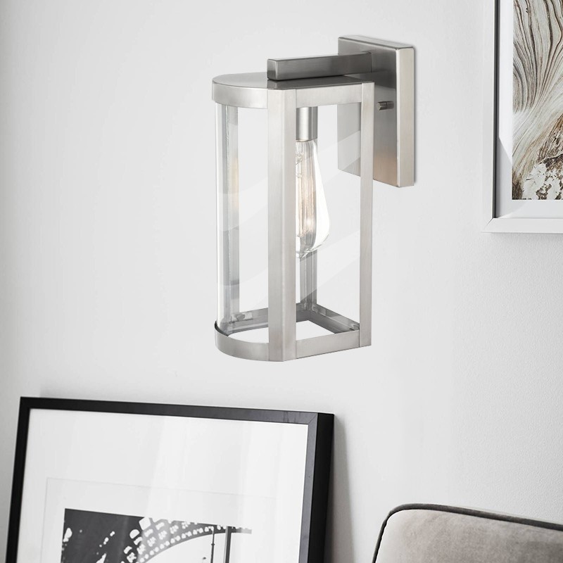 Stainless Steel Waterproof Outdoor Wall Lamp with Glass Shade K112