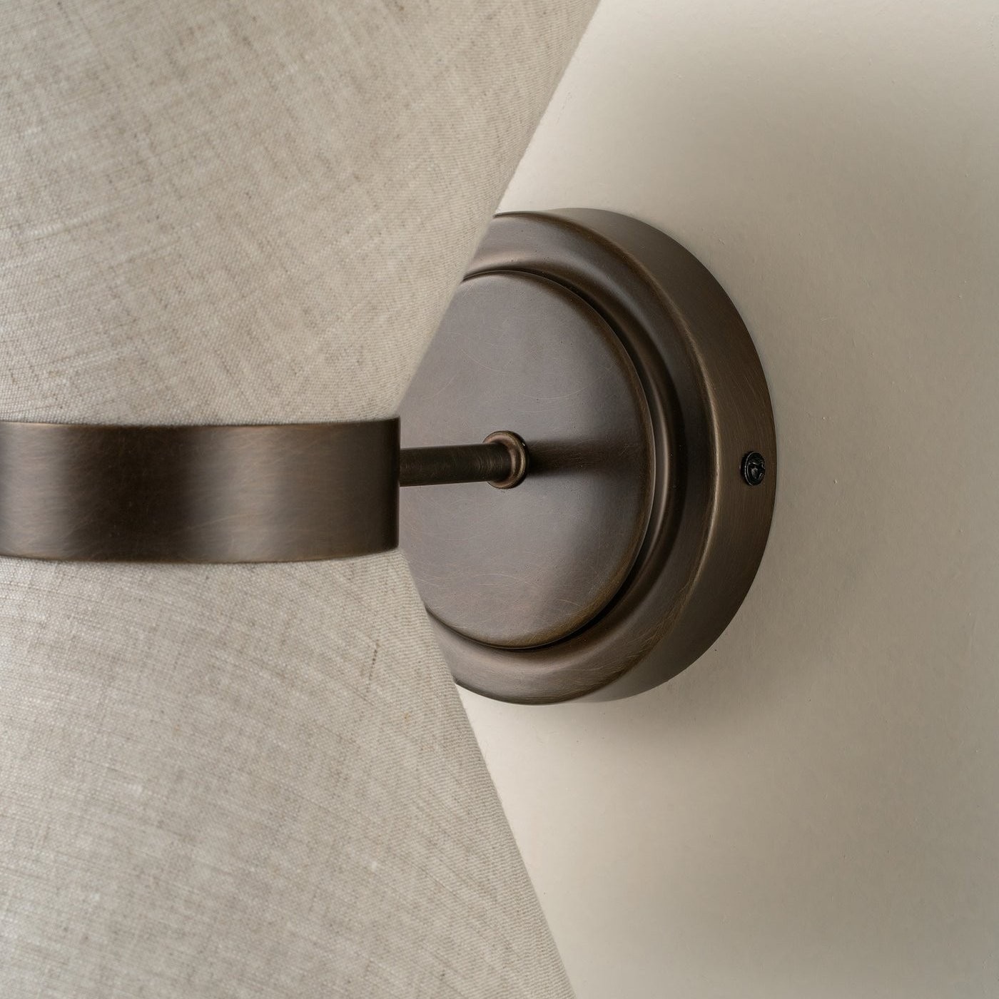Ankora Textured Linen Shade Wall Sconce - Elegant Interior Lighting for Living Spaces K1688