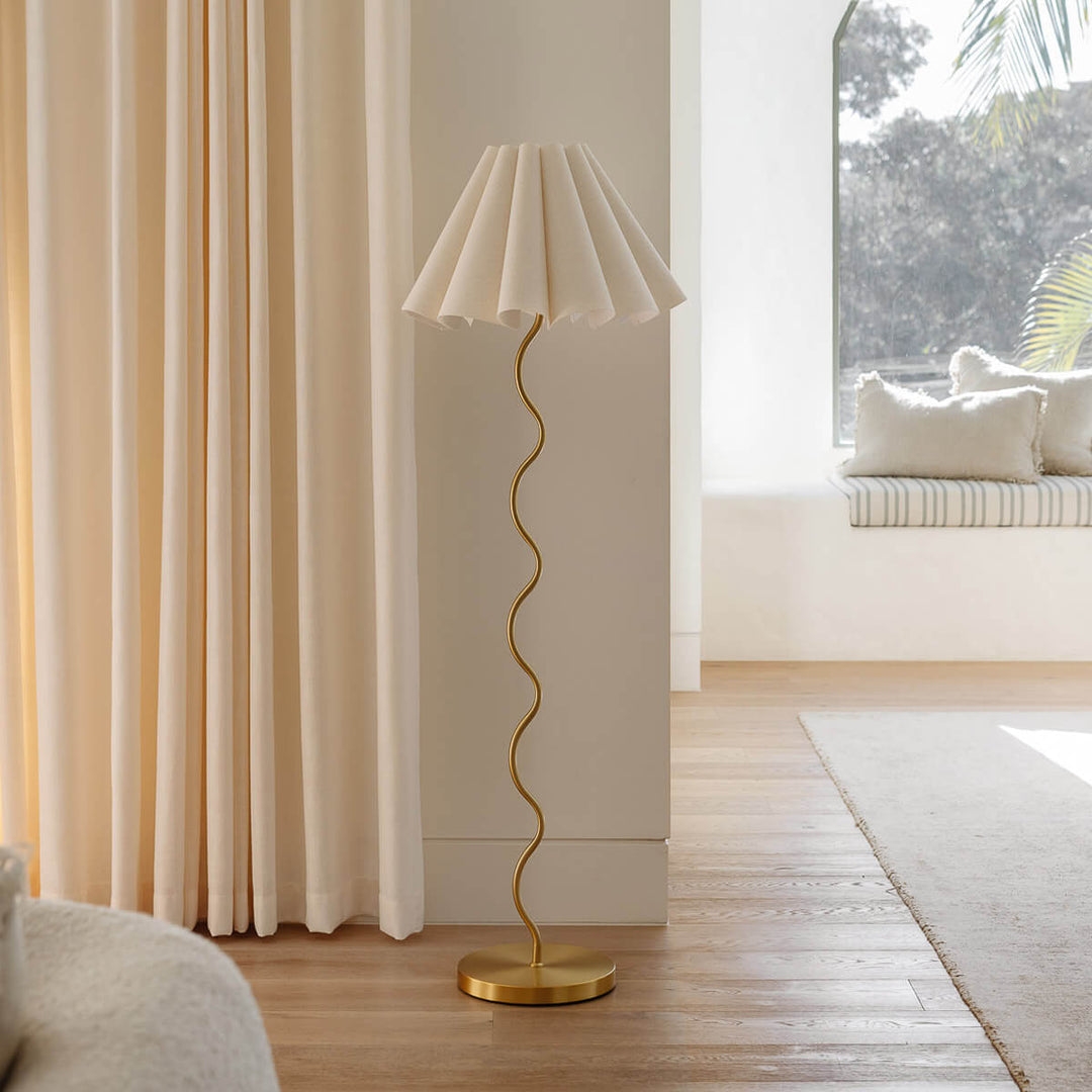 Cora Floor Lamp D705