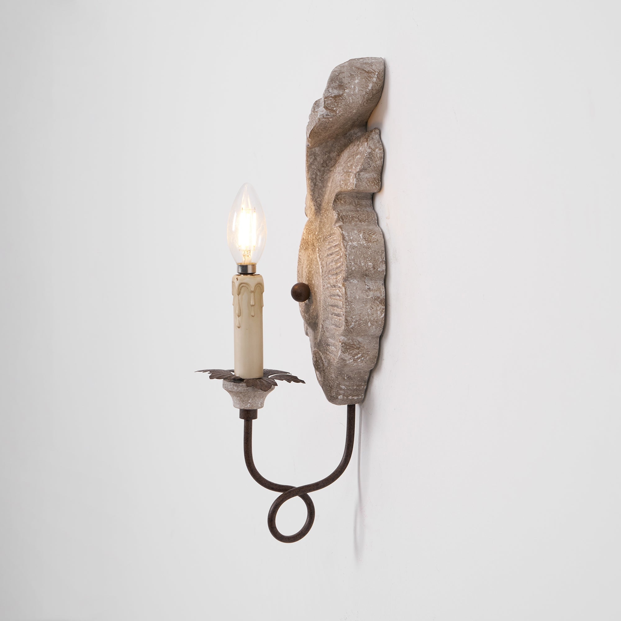Verdure Vintage Sconce D530