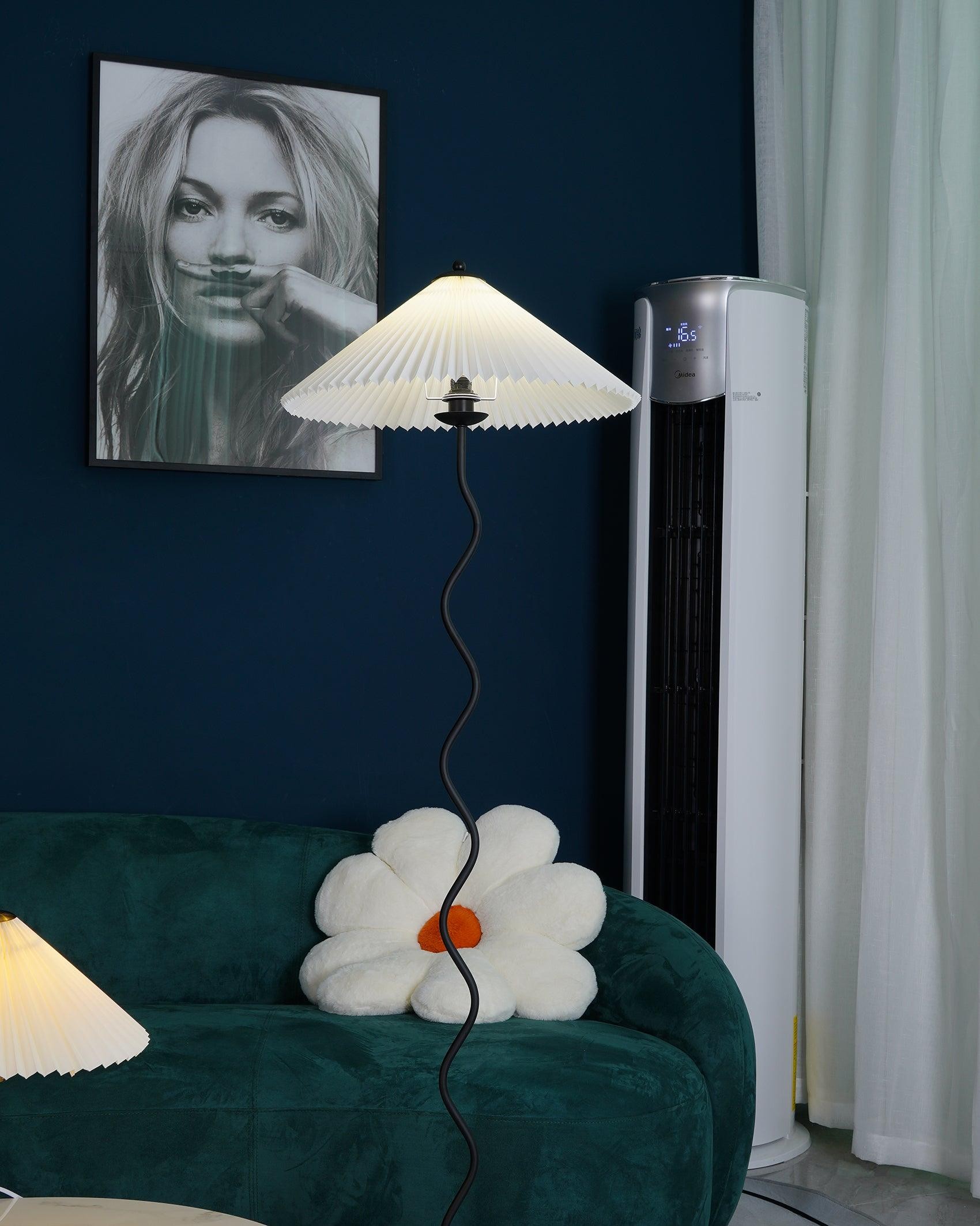 Waveform Exclusive Floor Lamp K672