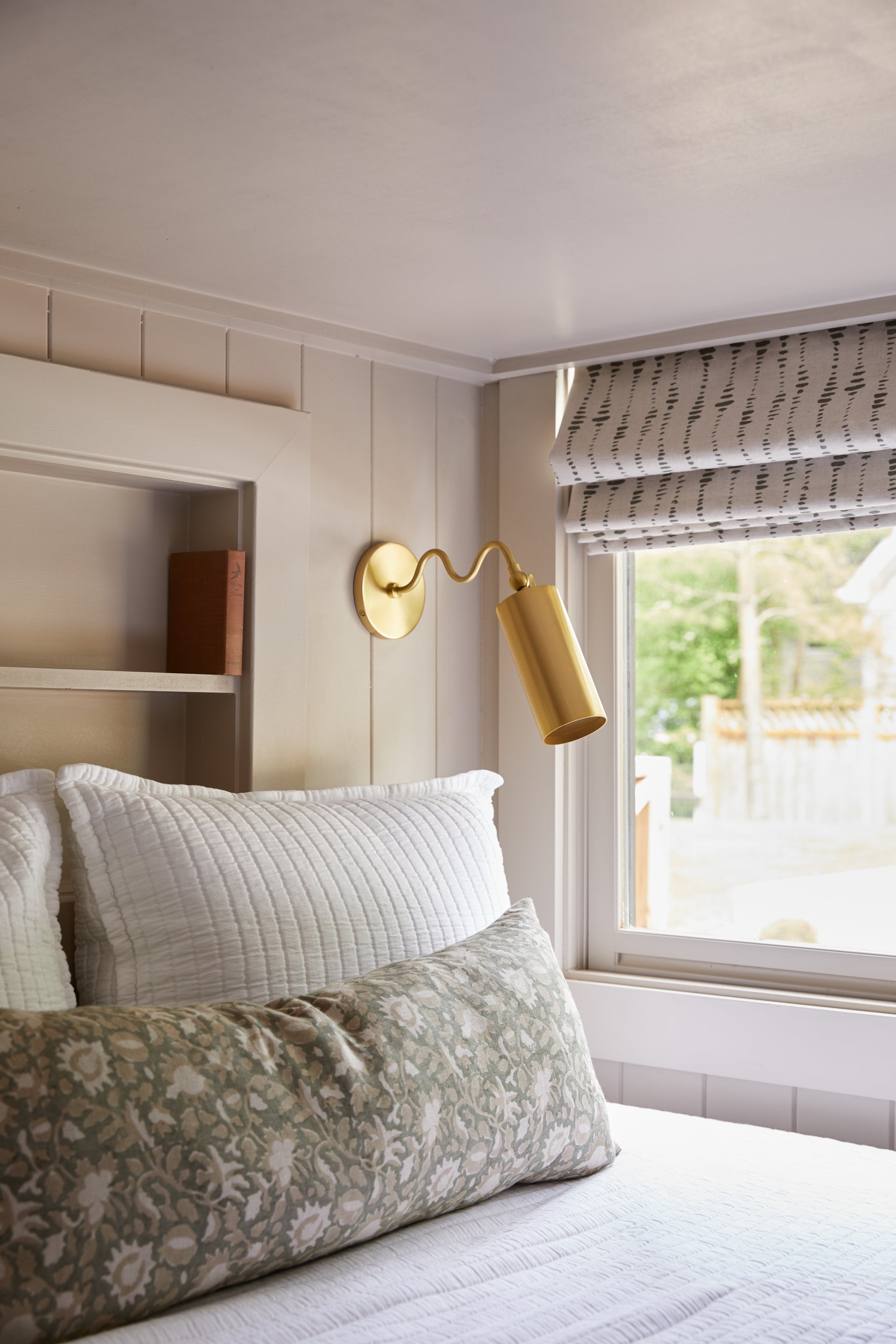 Bea Wall Lamp D593