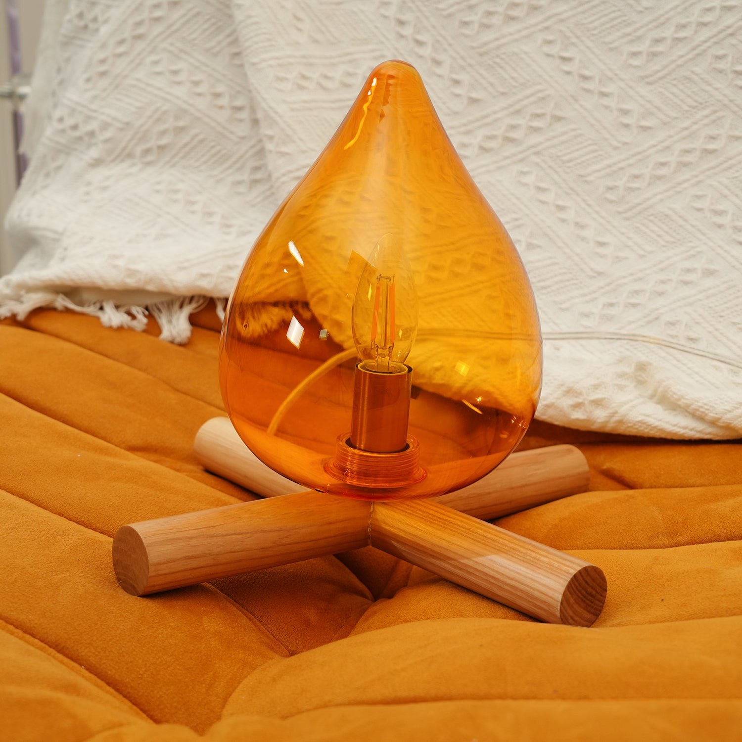 Funny Fire Shape Small Flame Table Lamp K381
