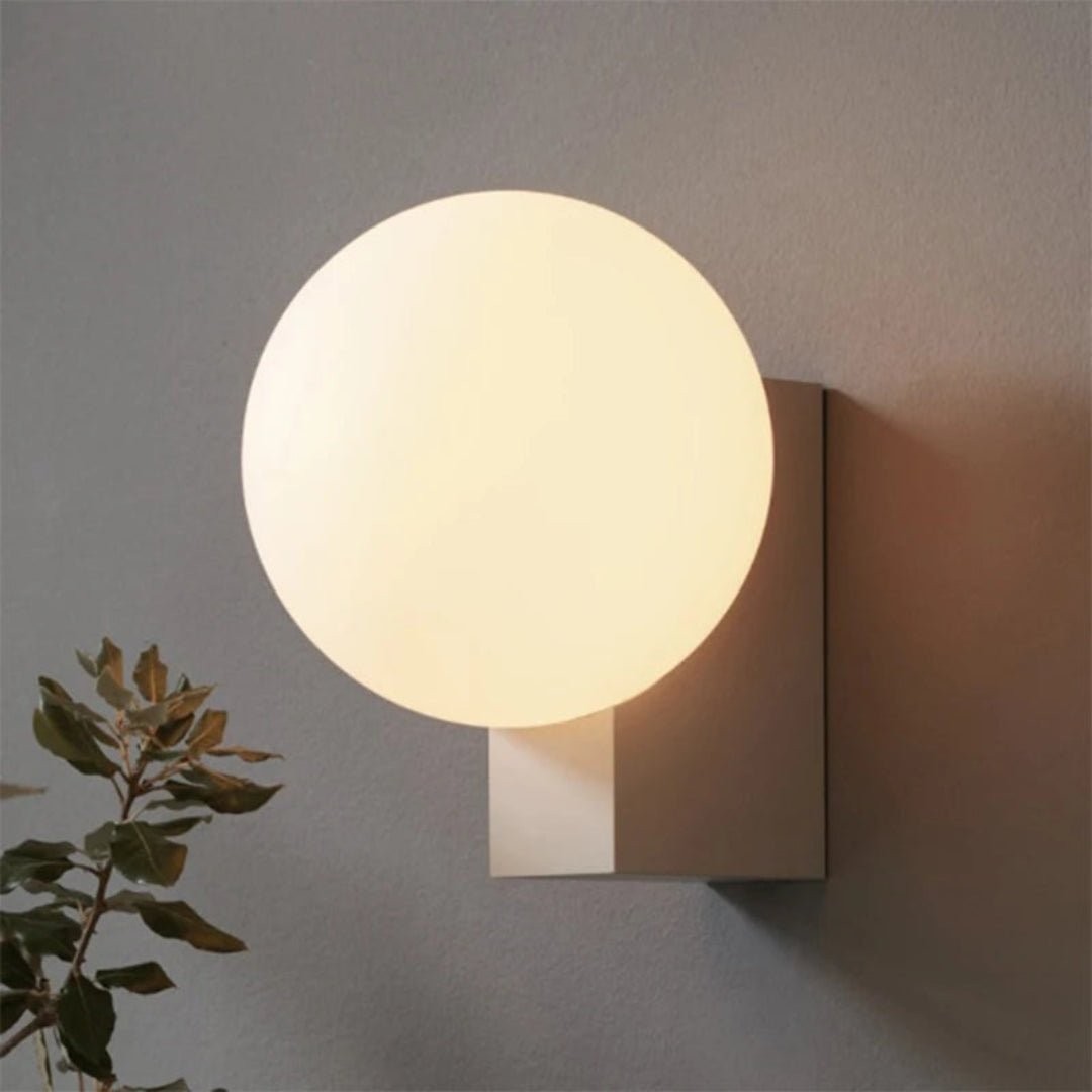 Minimalist Spherical Wall Lamp K434