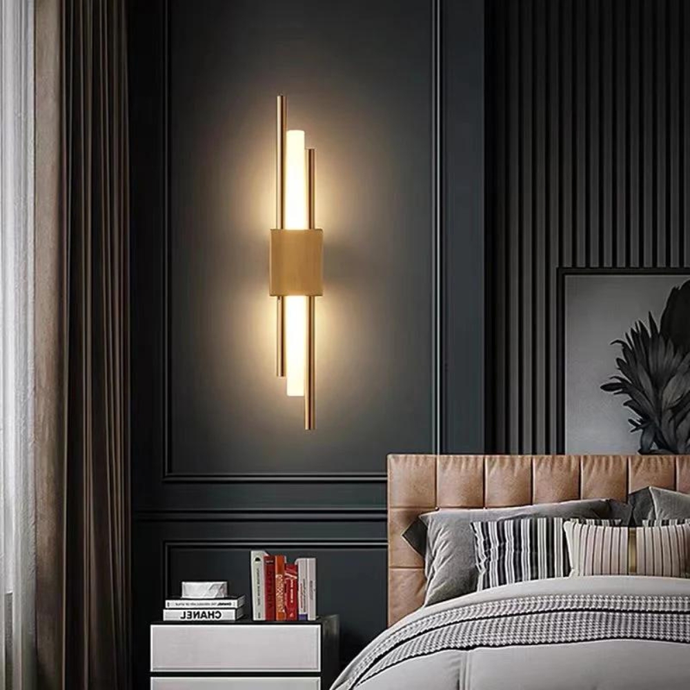Refined Radiance Marble Accents Wall Light D787