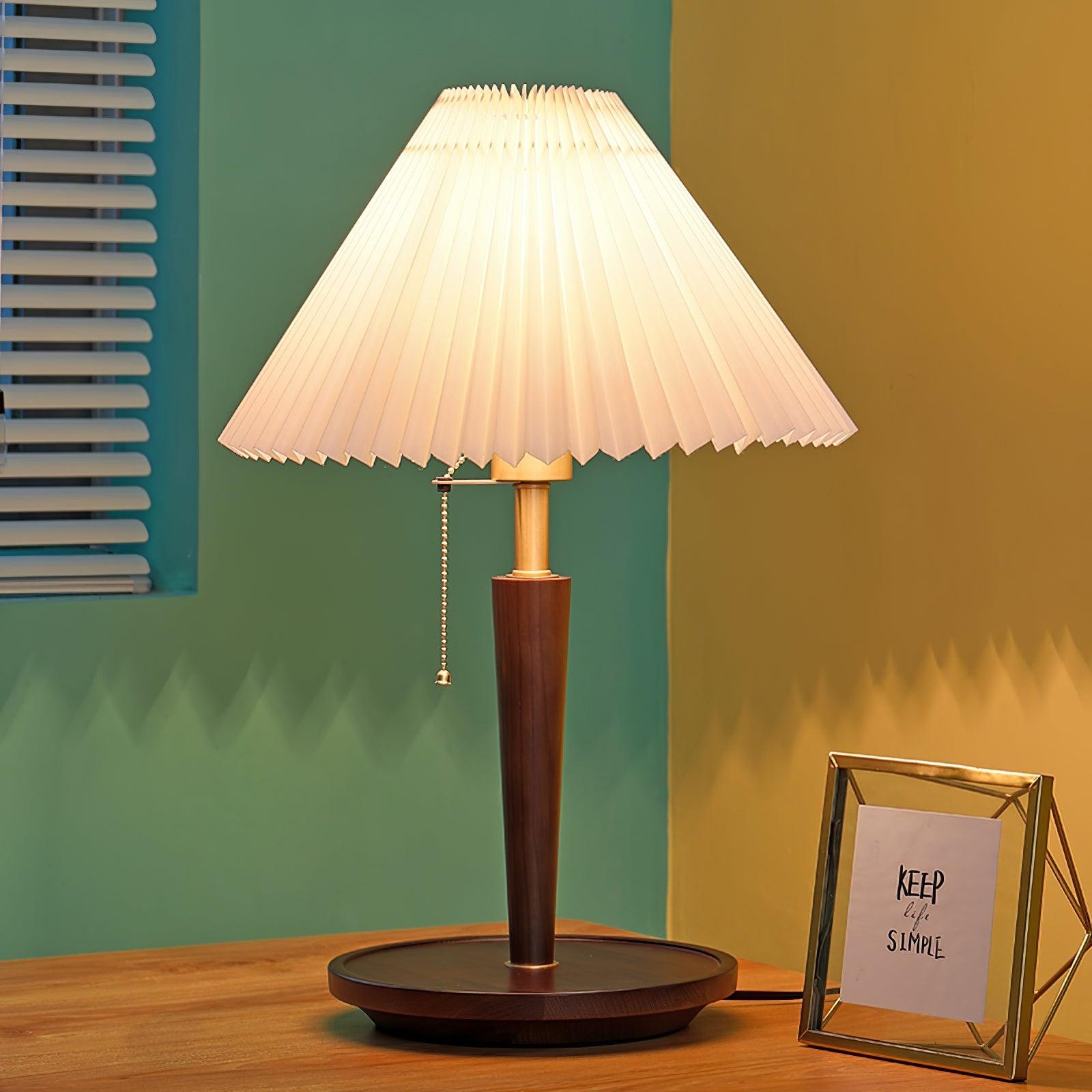 Nordic Retro Pleated Fabric Wooden Table Lamp For Bedroom K330