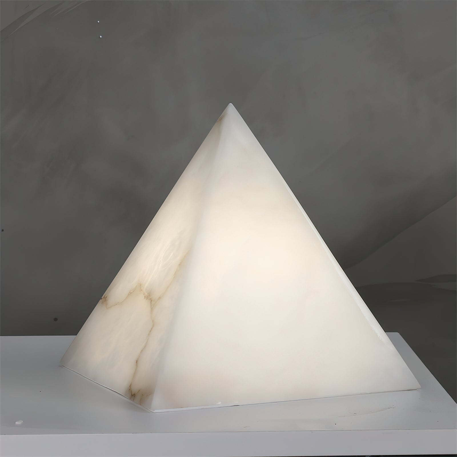 Alabaster Pyramid Table Lamp D428
