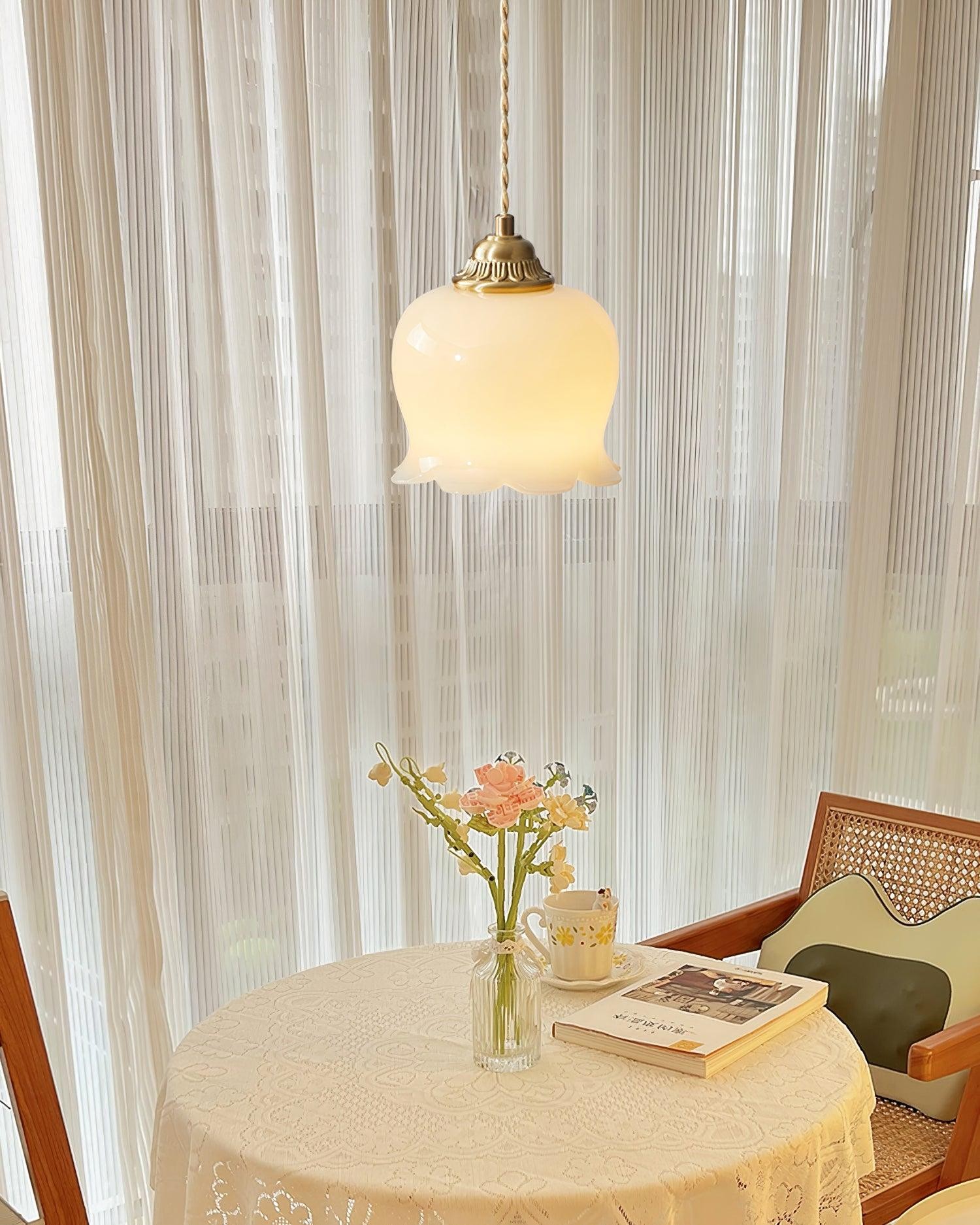 Traditional Glass Flower Pendant Lamp K736