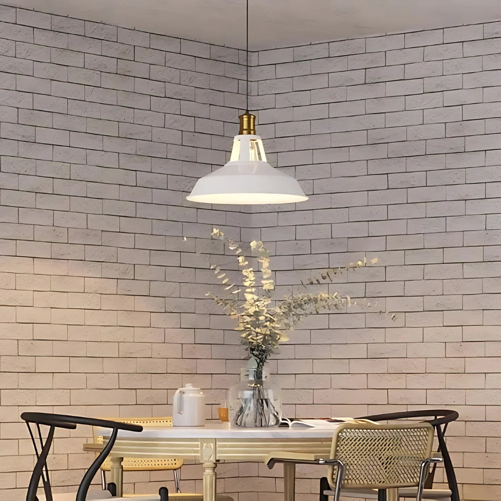 The Timeless Classic Pendant Light D835