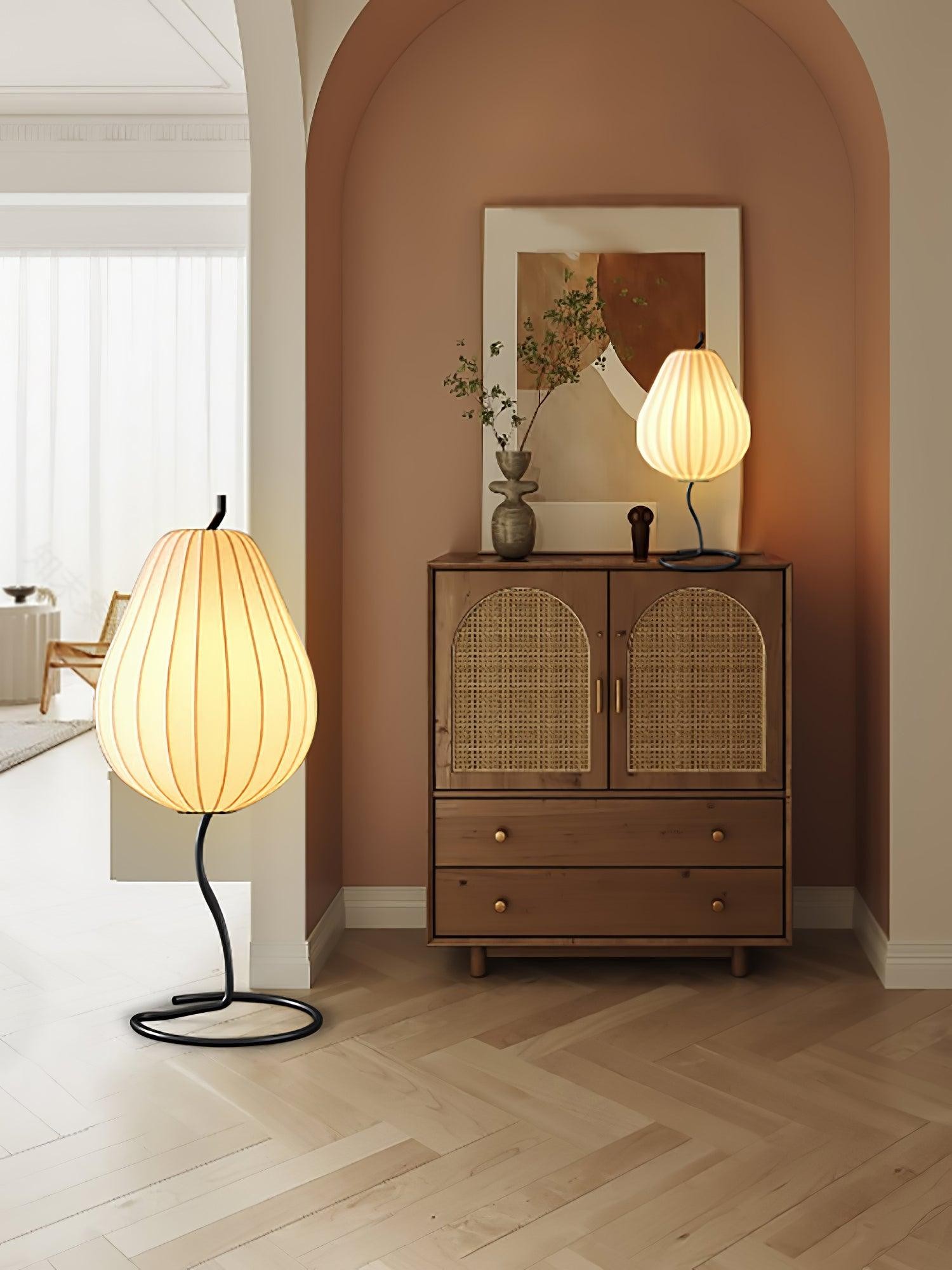 Pear-shaped Shite Floor Lamp Suitable For Living Room K581