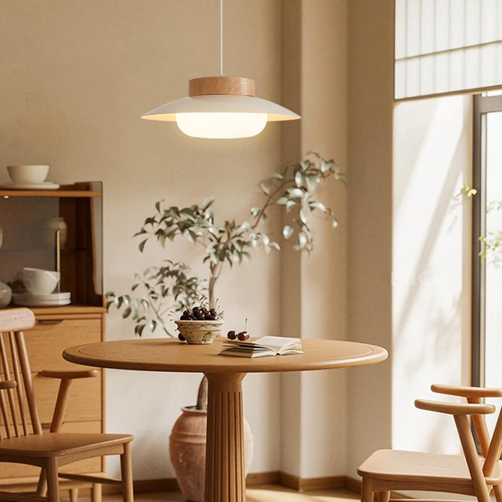 The Creamy Light D858