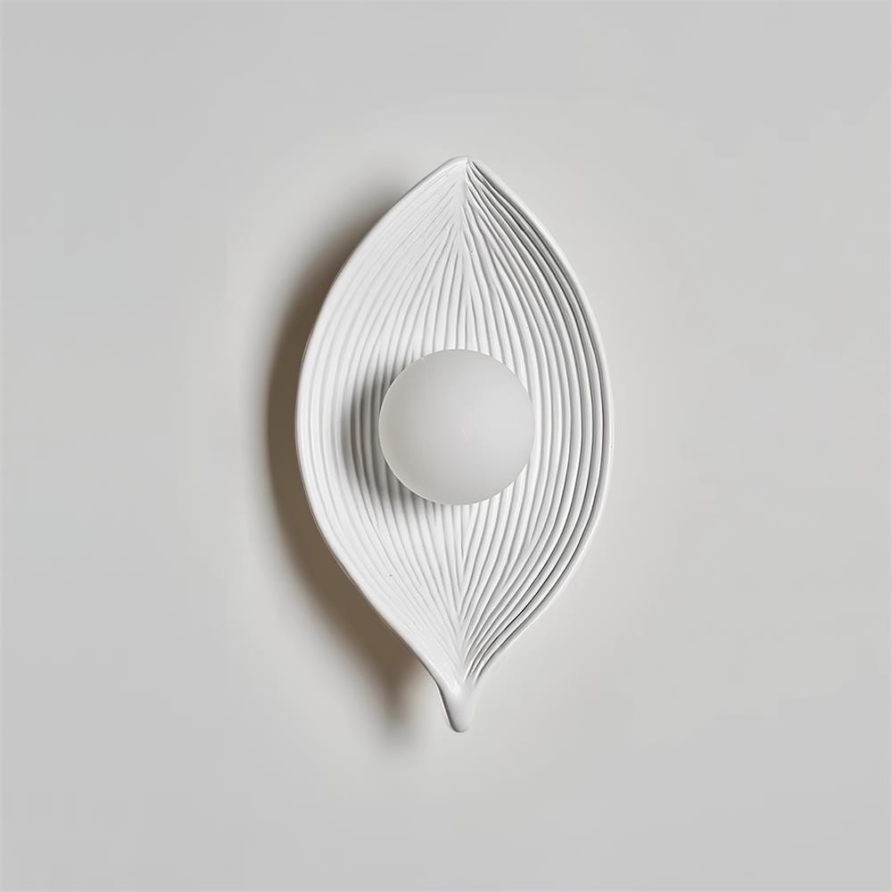 Contemporary Nordic Leaf Resin Wall Light K448