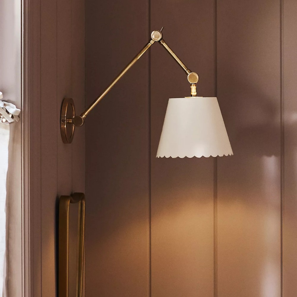 Foldray Scalloped Leather Wall Sconce – Modern Task Lighting For Reading Nook K1198