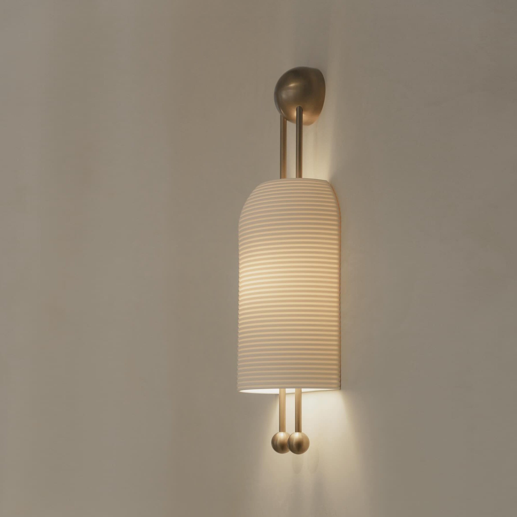 Lantern Glass Sconce D478