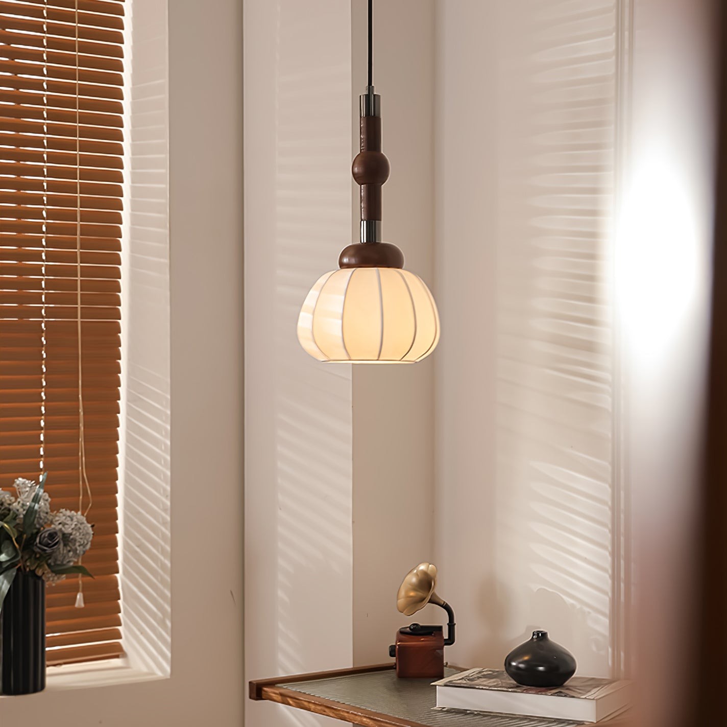 Silk Globe Pendant Lamp K664