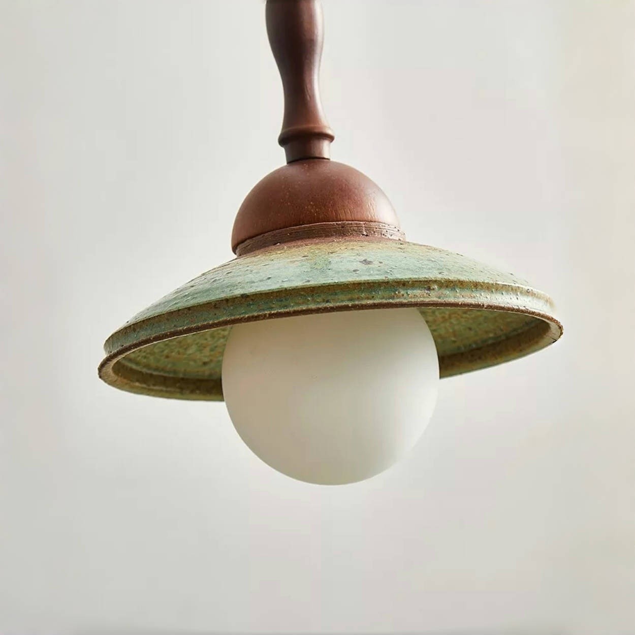 French Retro Style Wooden Pendant Lamp K193