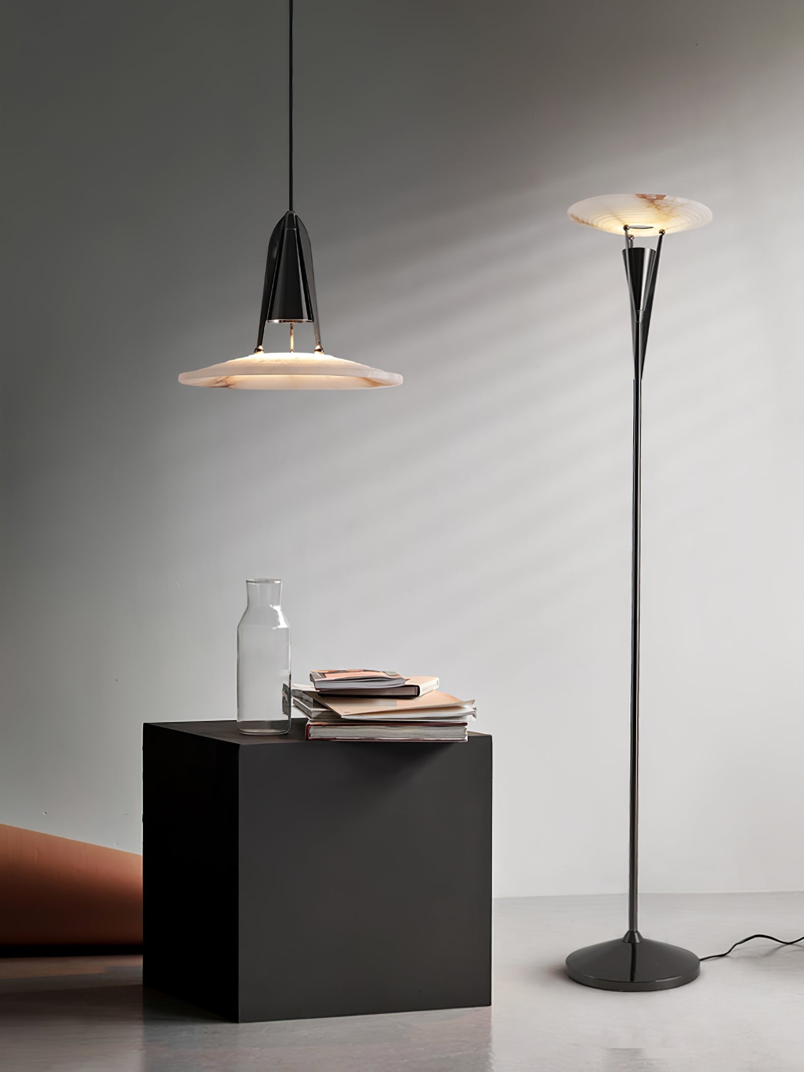 Aragon Alabaster Pendant Lamp D391