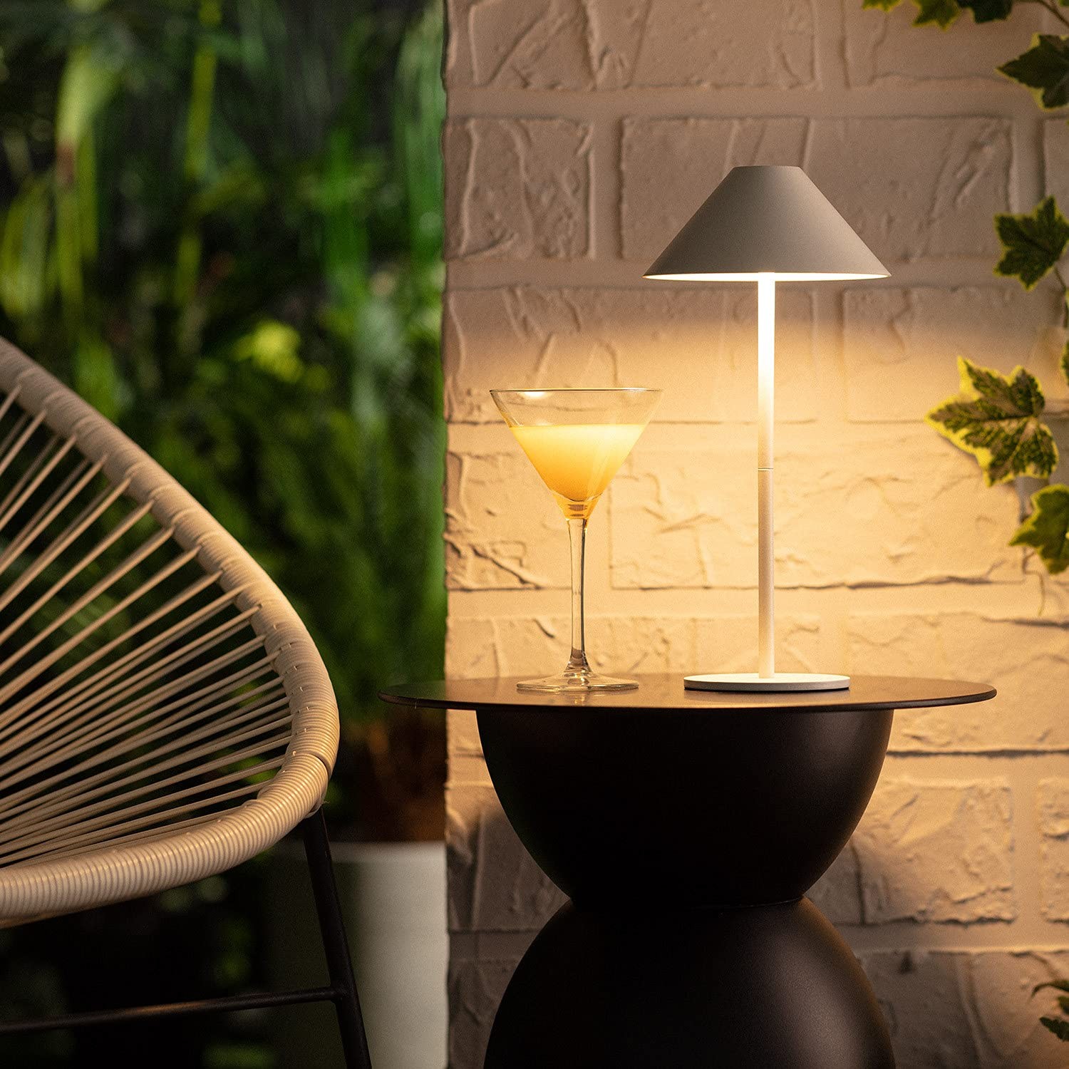 Cone Portable Battery Outdoor Table Lamp K49