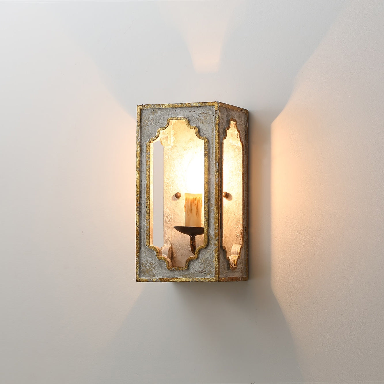 Boho Rustic Cube Sconce D630