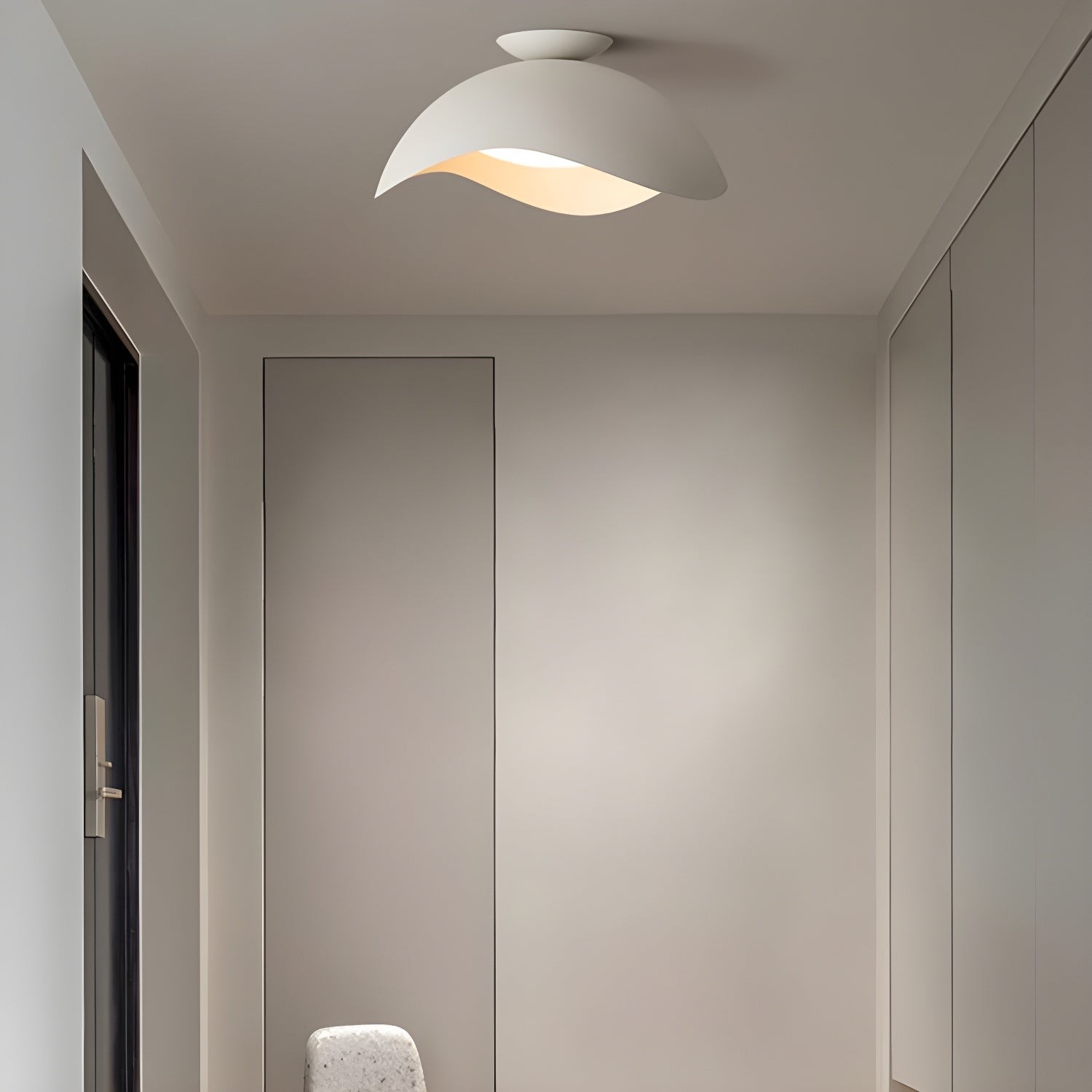 Simple Wave Ceiling Light K661