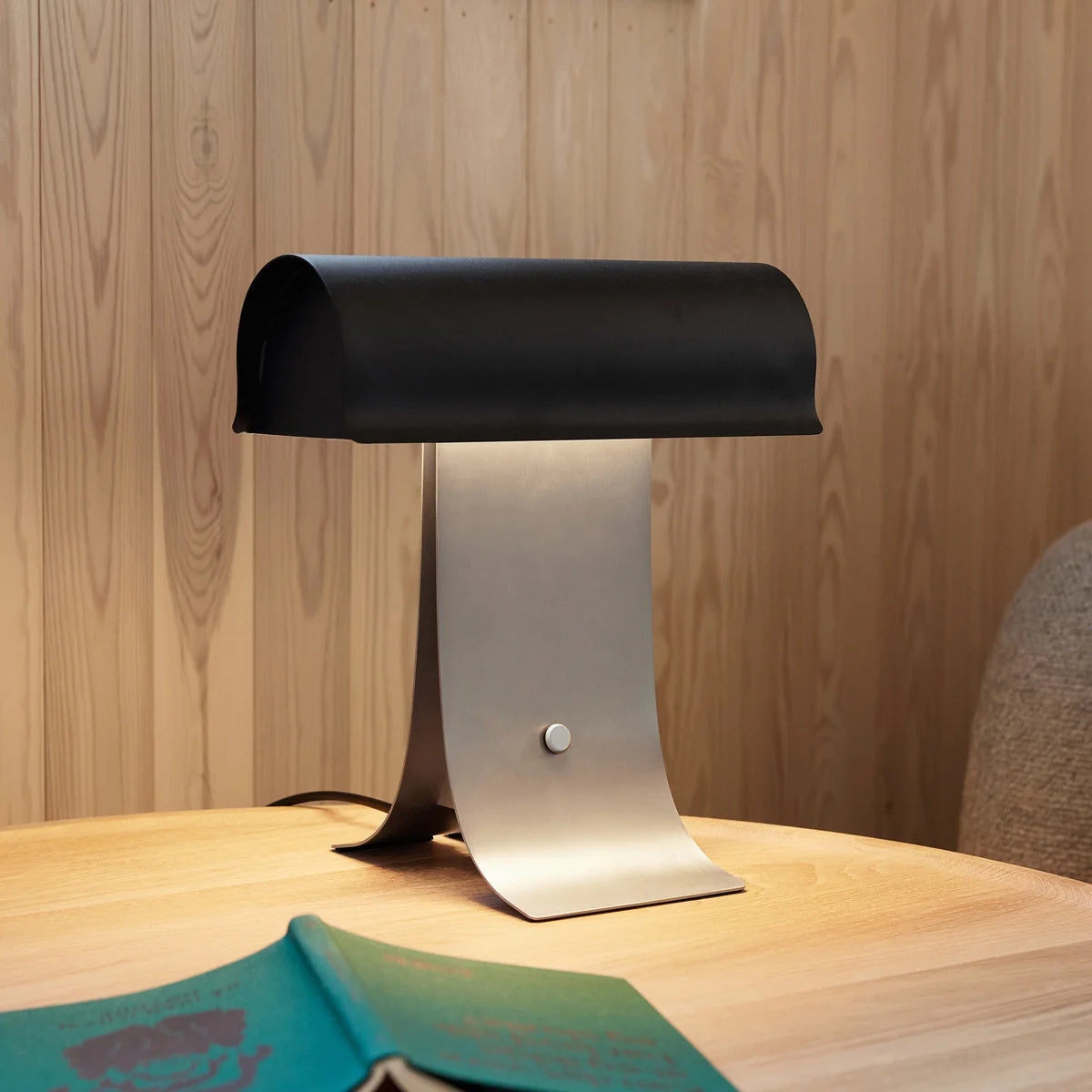 Archive Table Lamp D698