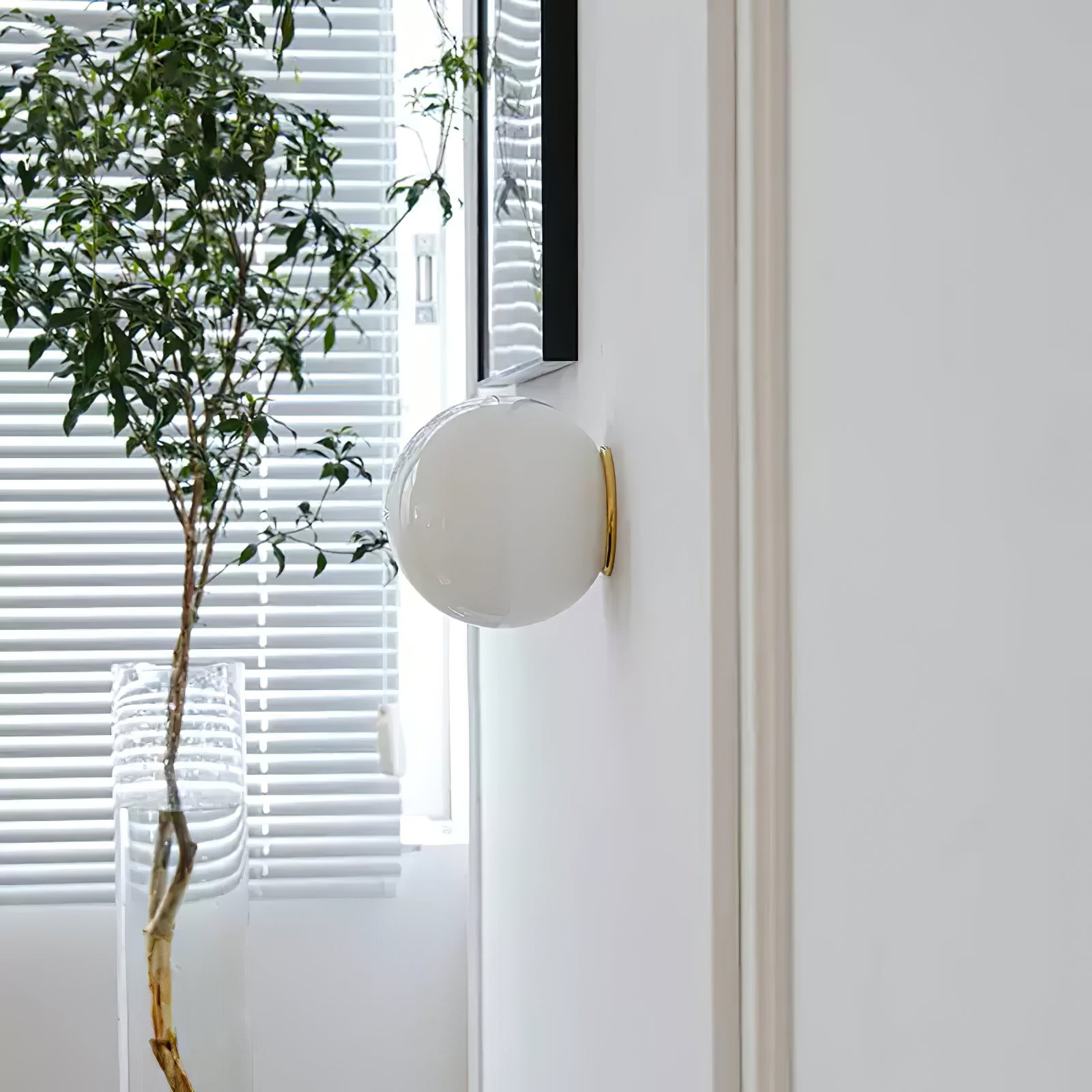 Minimalist Bauhaus Orb Style Wall Lamp K407