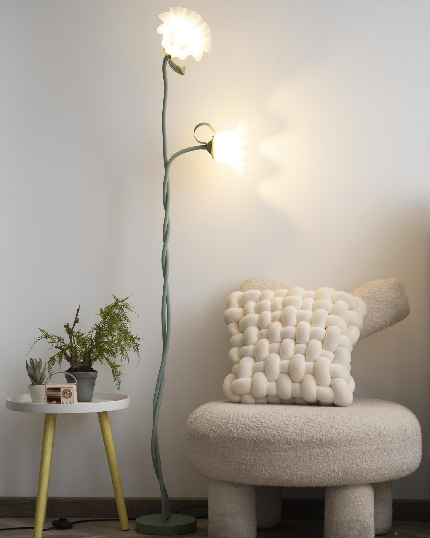 Creative Multi-Head Winding Flower Shape Floor Lamp K286