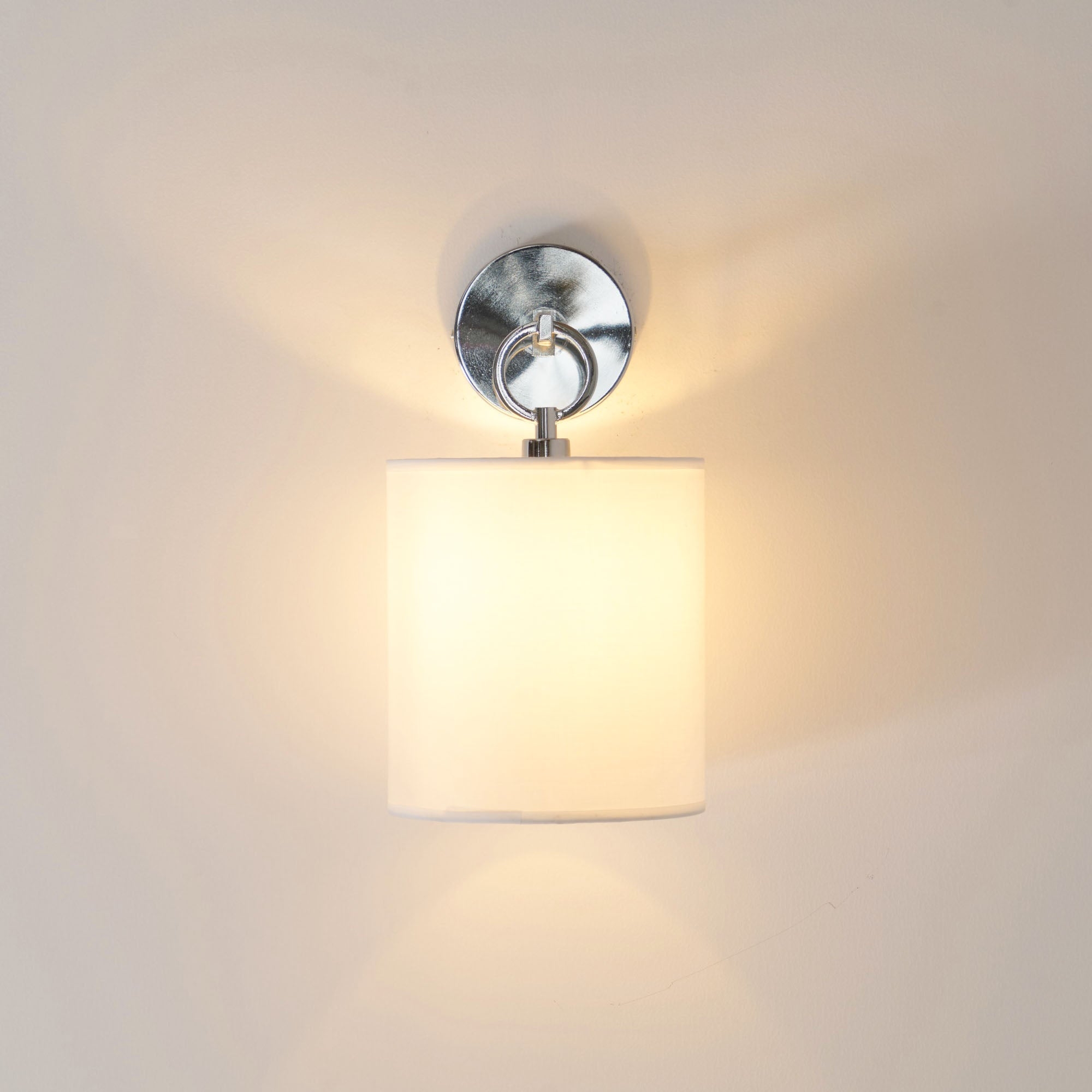 Full Circle Sconce D616