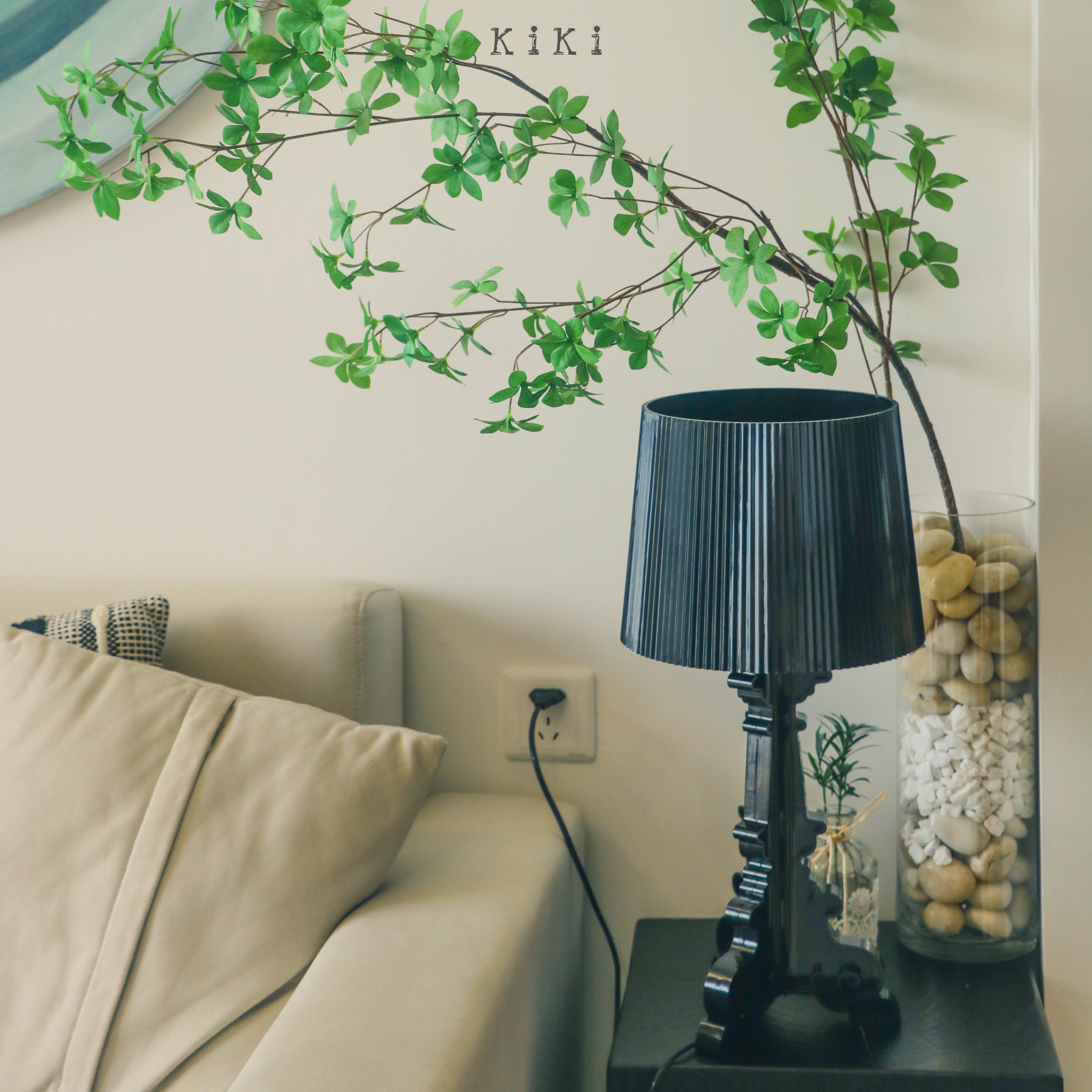 Bourgie Table Lamp