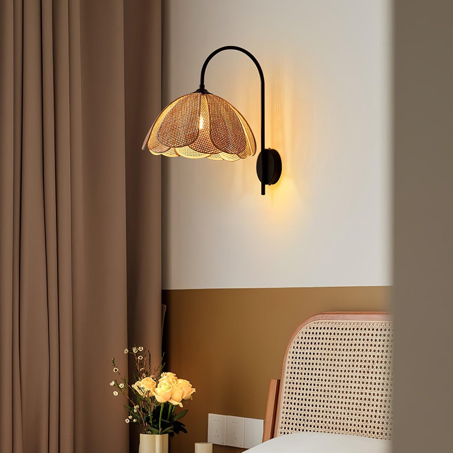 Rattan Petal Wall Lamp K613