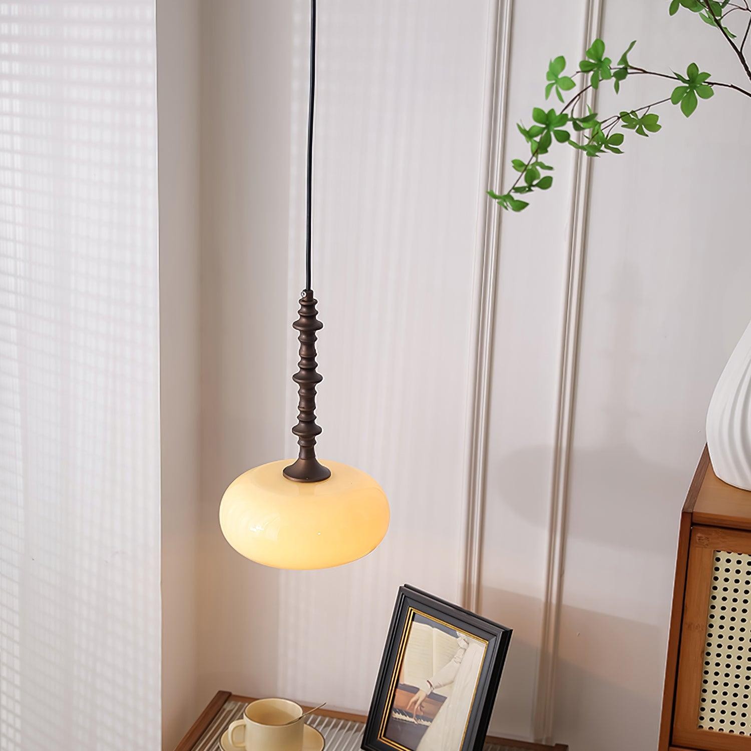 Modern Simple Cream Smooth Small Pendant Lamp K367