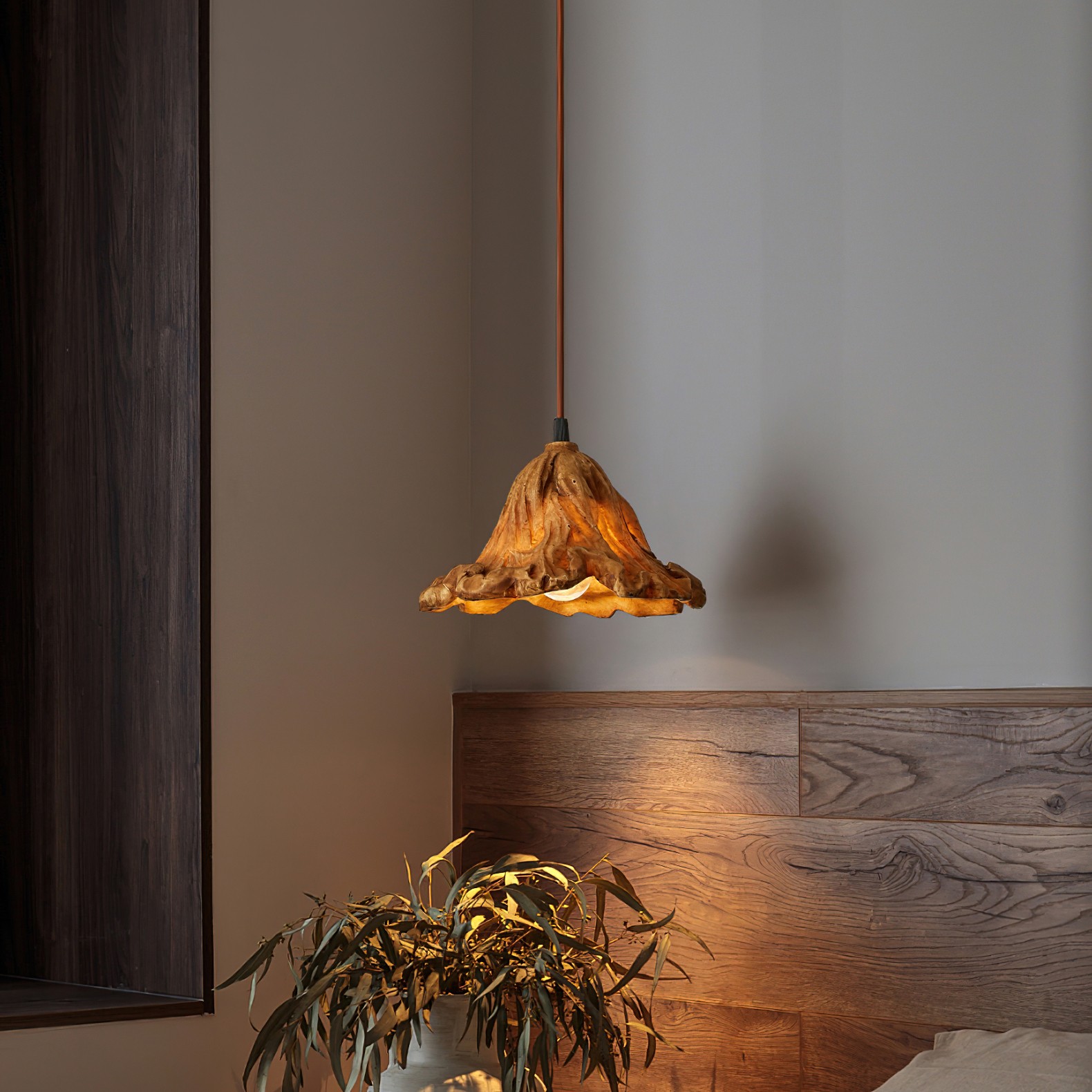 Retro Wilted Lotus Leaf Pendant Light K191