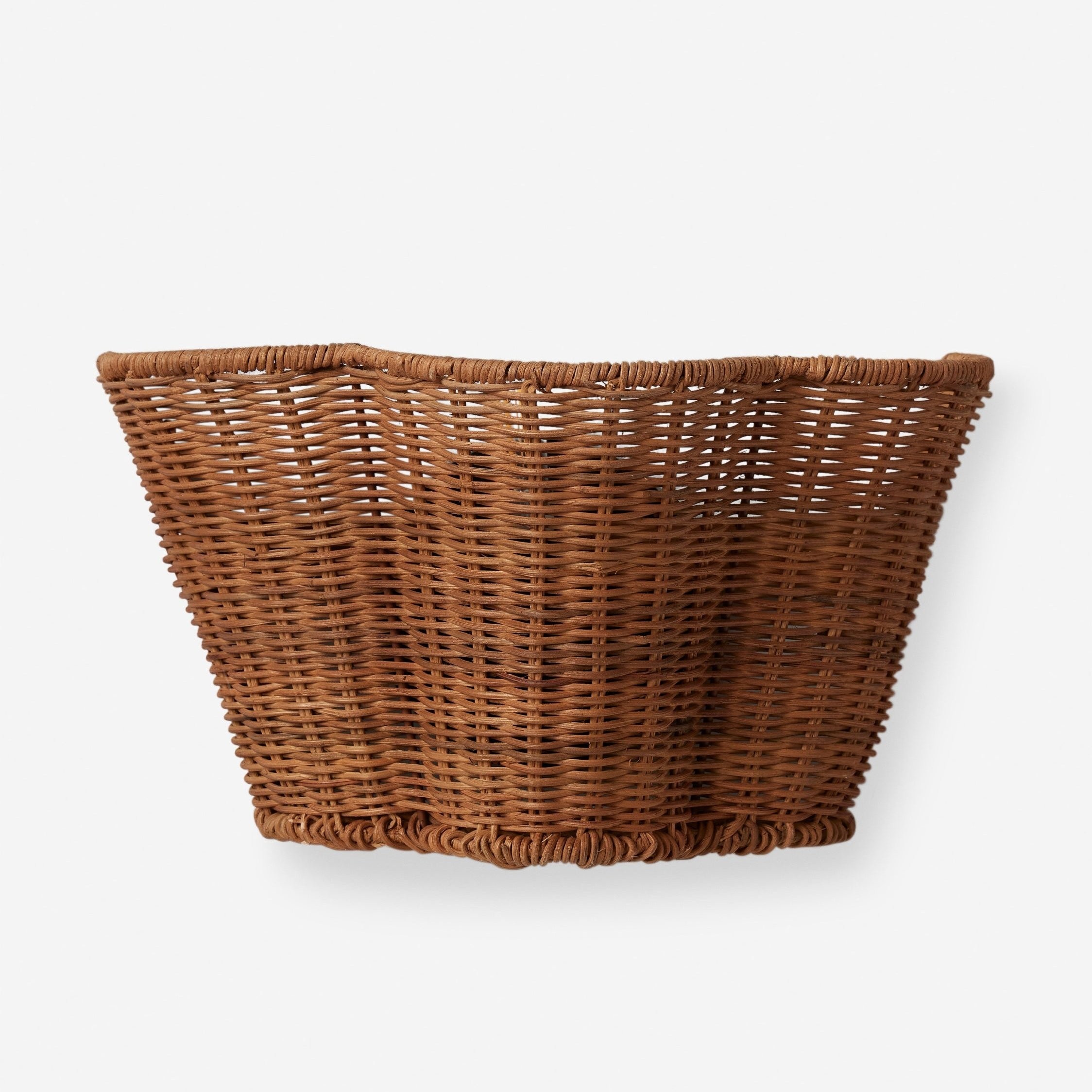 Wickara Woven Wall Sconce - Scalloped Basket Shade Wall Light for Bedroom K1620