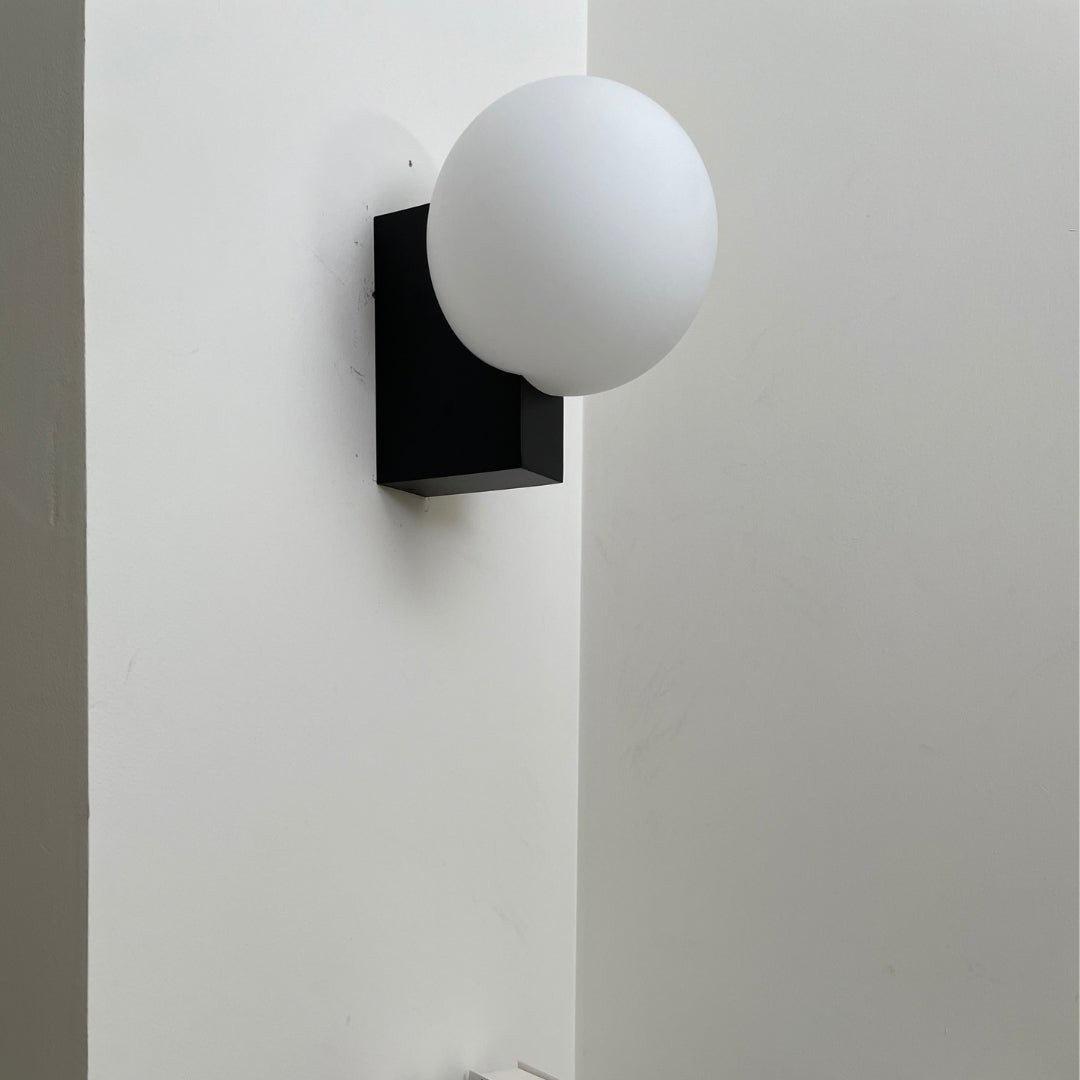 Minimalist Spherical Wall Lamp K434