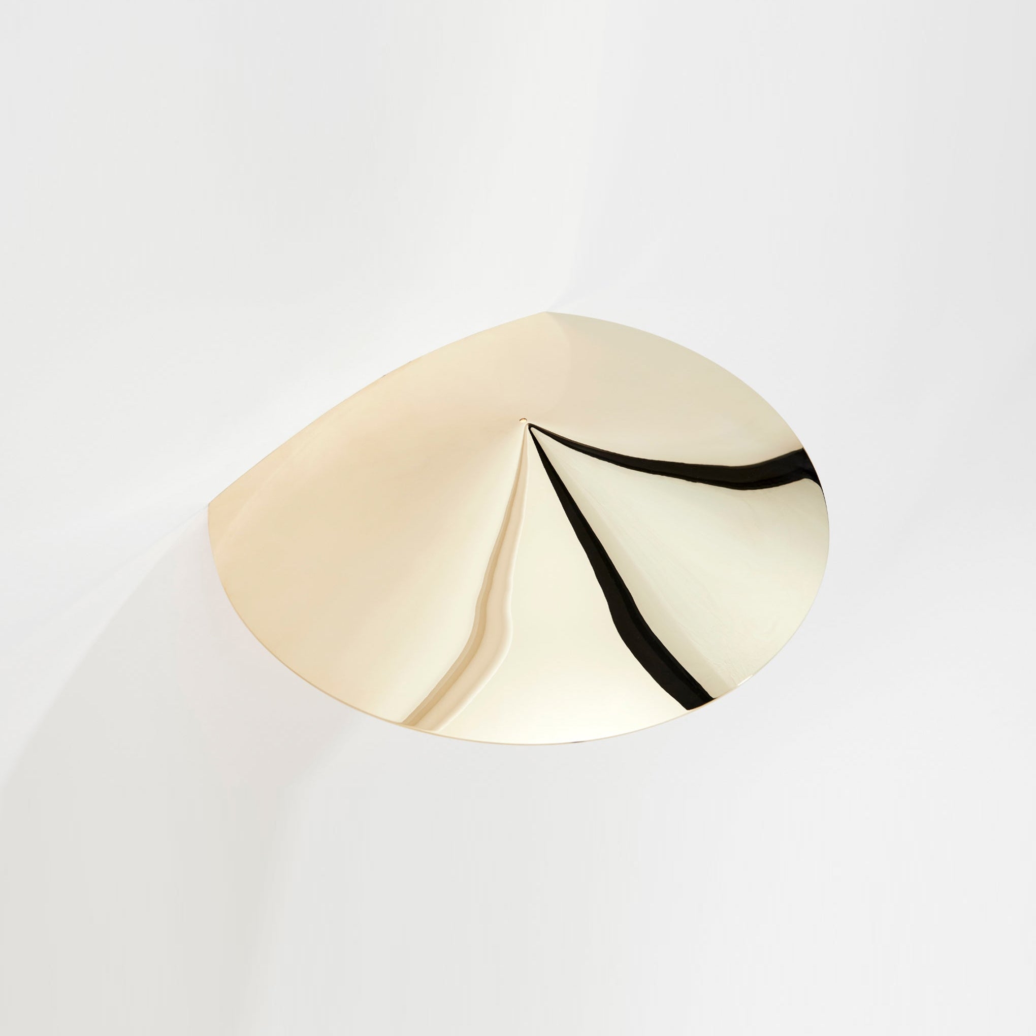 Shade Sconce D643