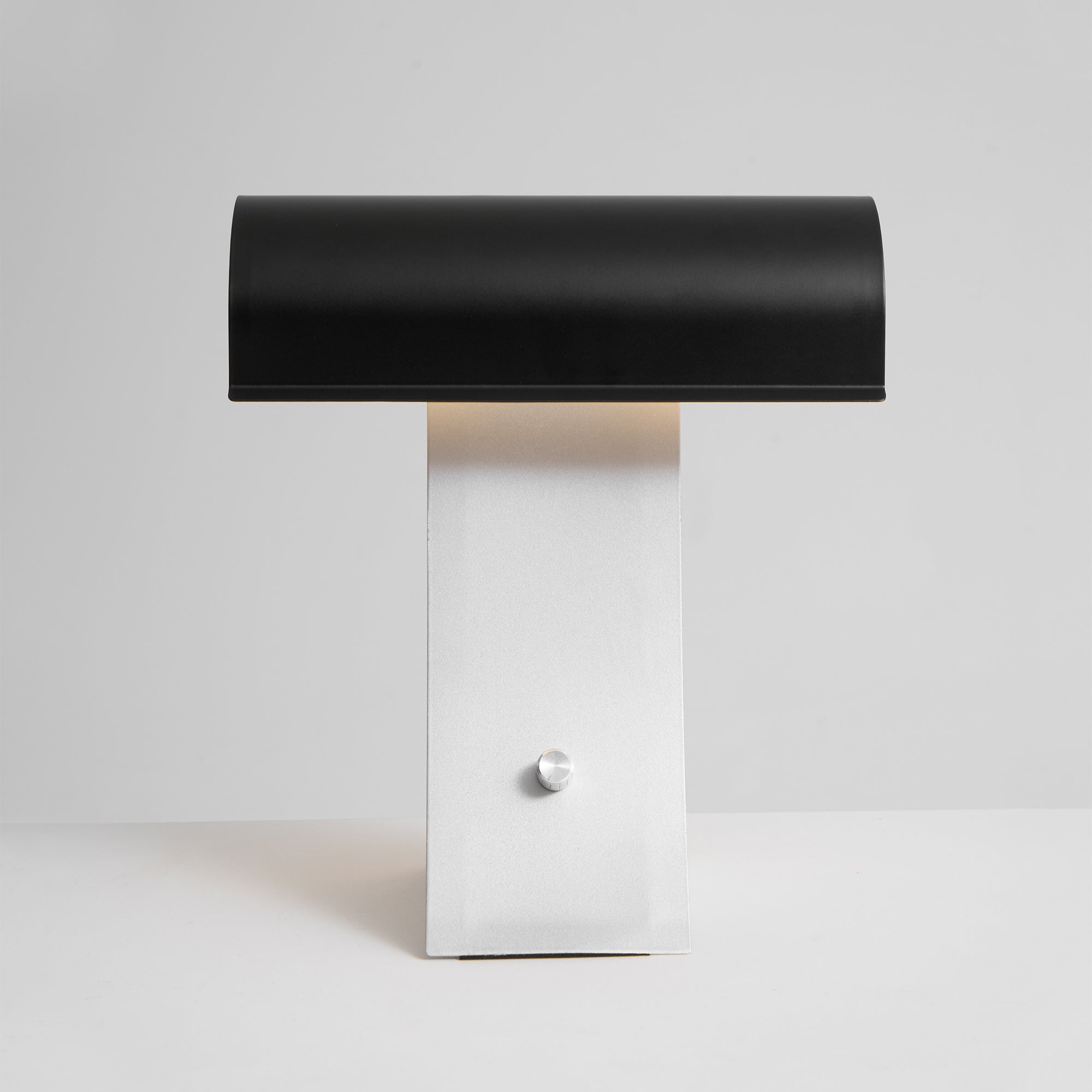 Archive Table Lamp D698
