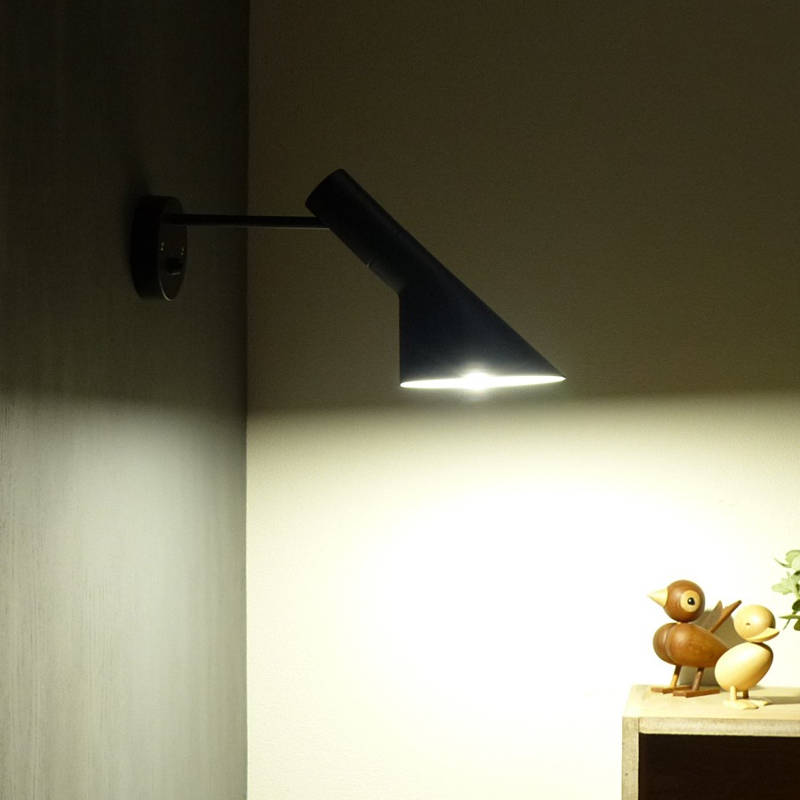 Modern Nordic Metal Wall Lamp - Directional Asymmetrical Sconce for Hallway
