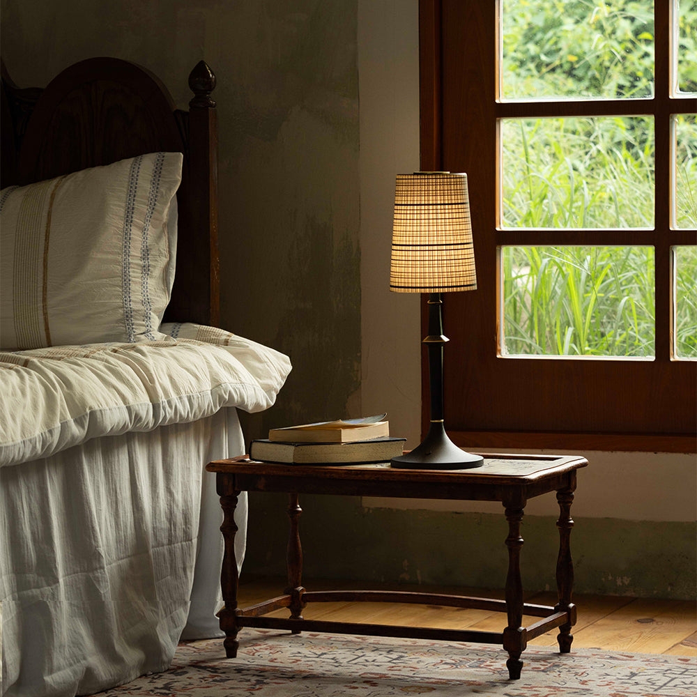 Devon Black Table Lamp (Built-in Battery) D709