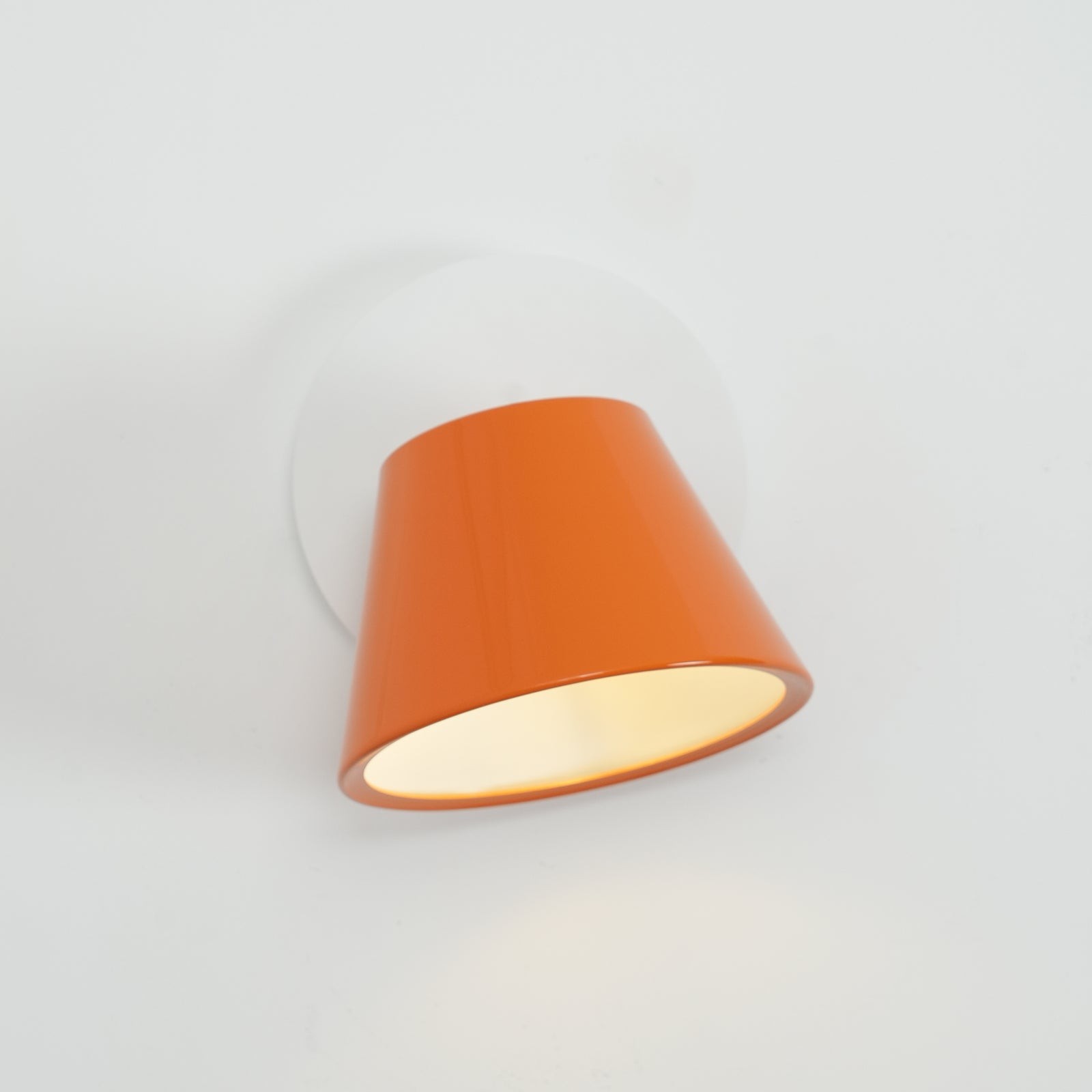 Simple Bedroom Bedside Reading Wall Lamp K334