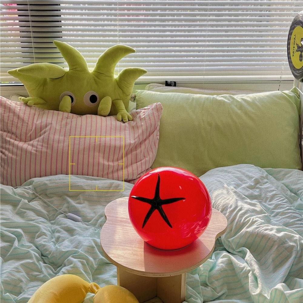Modern Creative Design Tomato Lamp K52