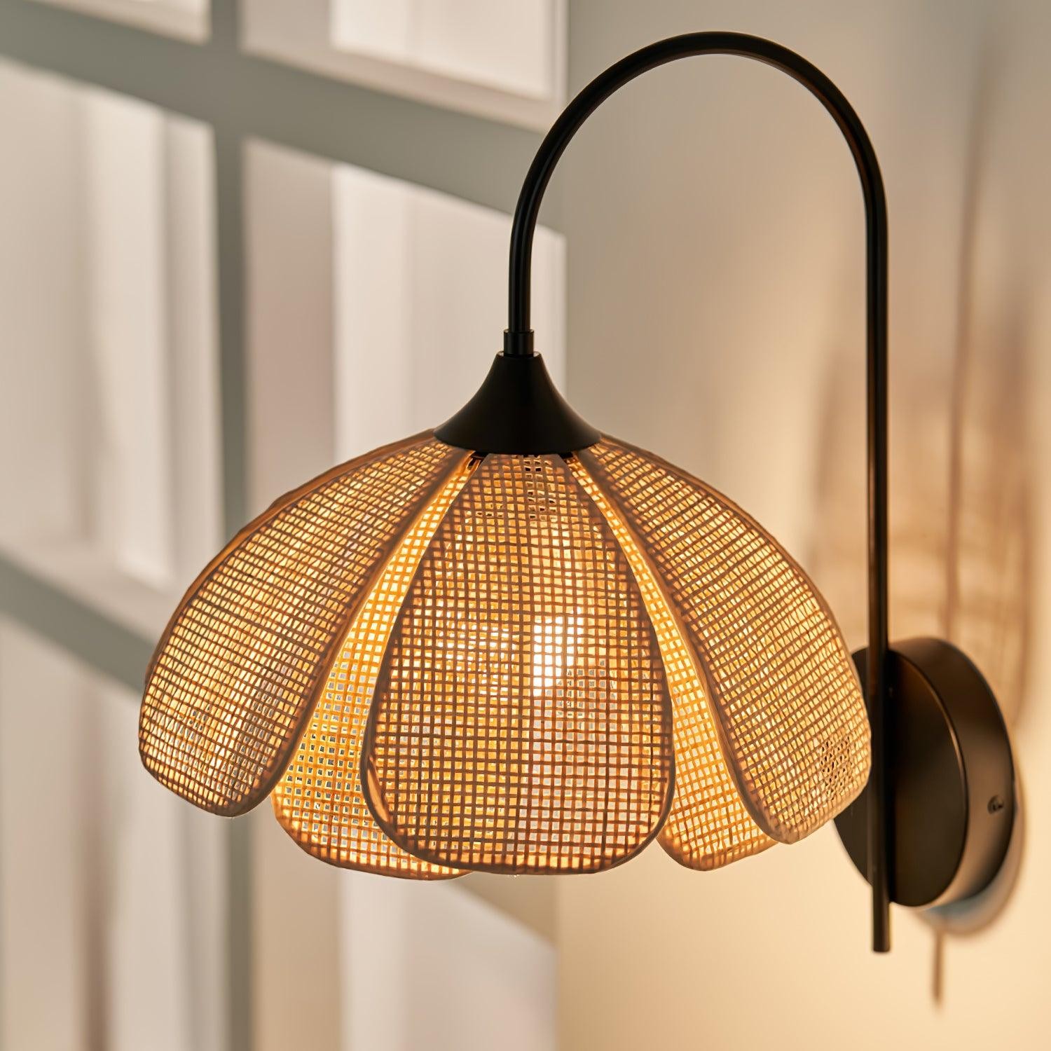Rattan Petal Wall Lamp K613