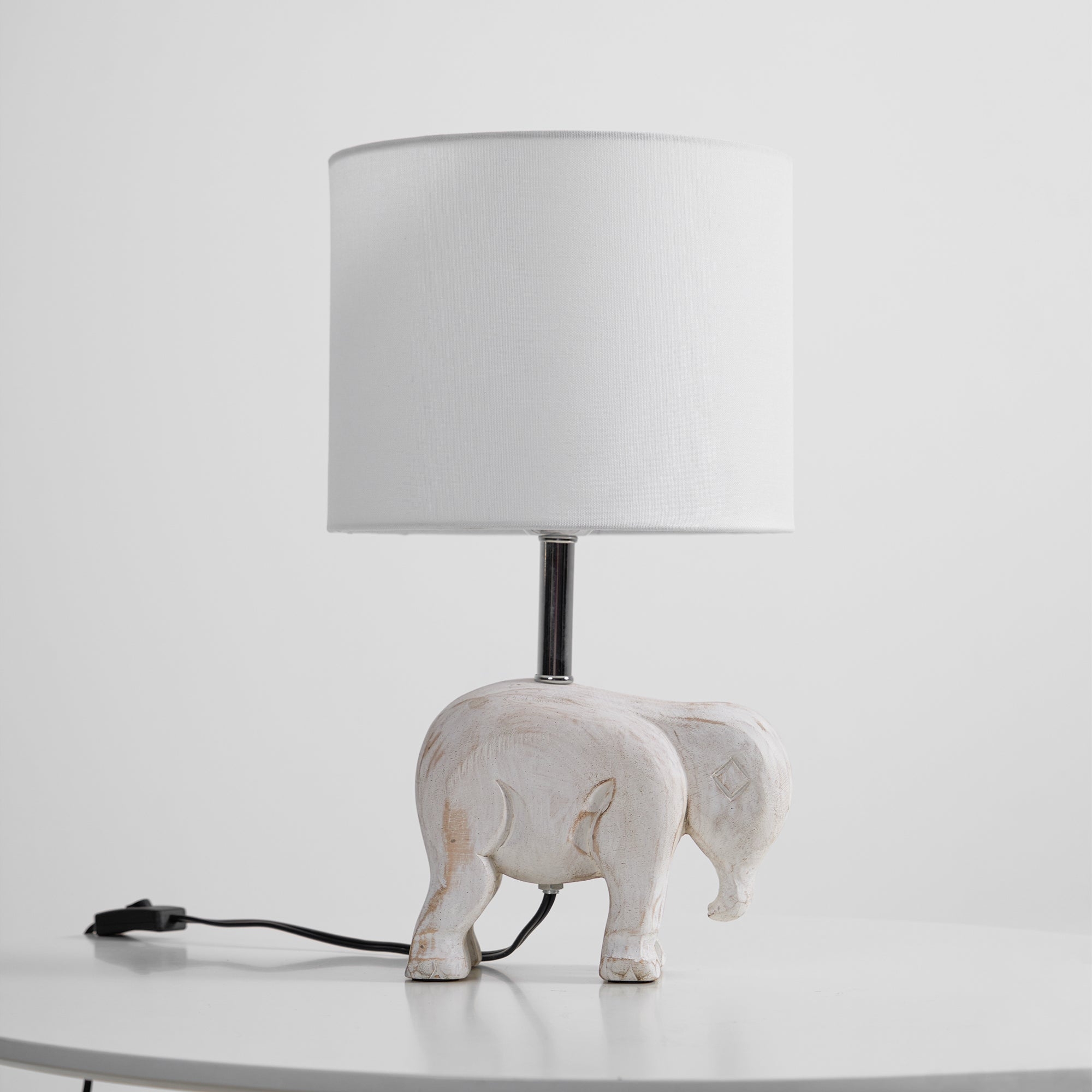 Carved Wood Animal Table Lamp D521